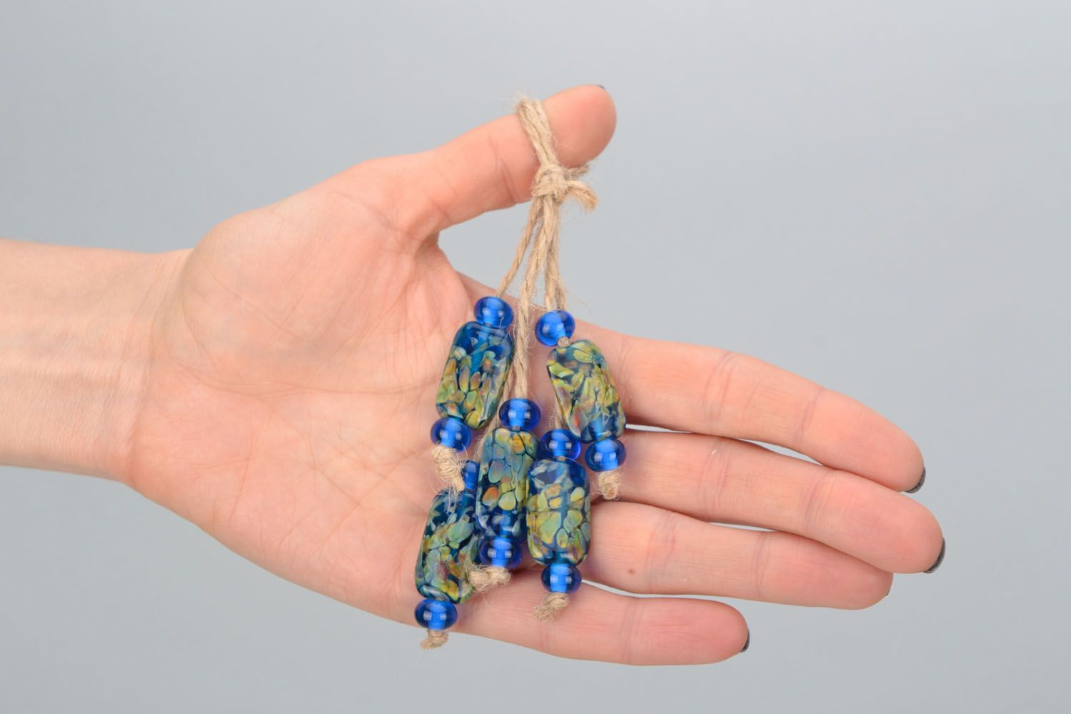 Ensemble de perles bleues à motif en verre au chalumeau  photo 3