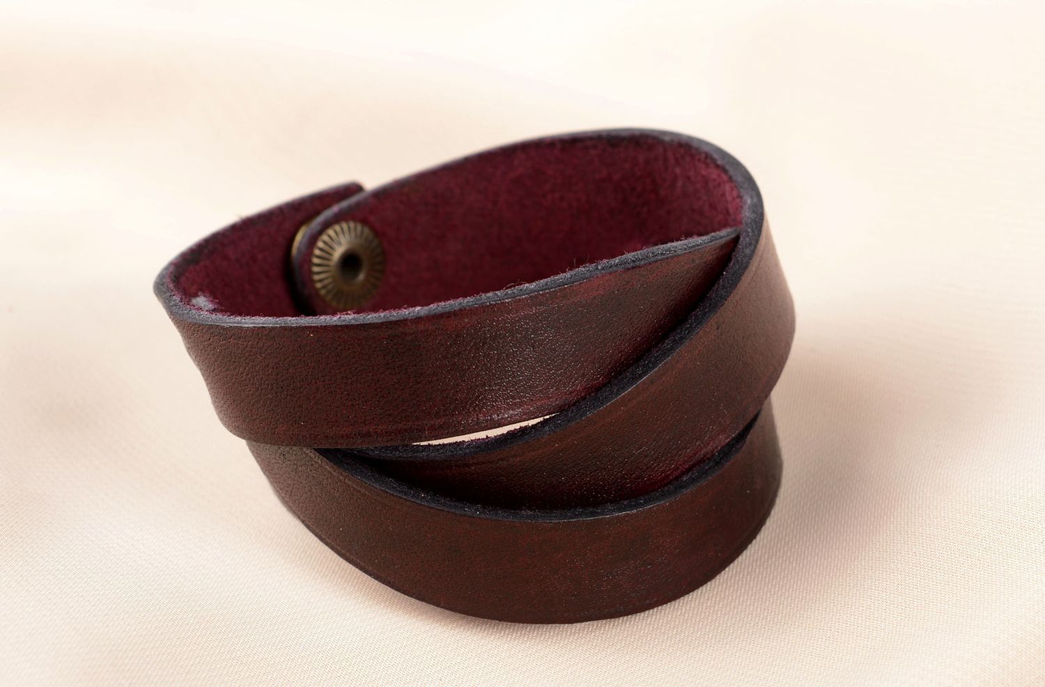Pulsera de cuero hecha a mano regalo original brazalete artesanal color marrón foto 5
