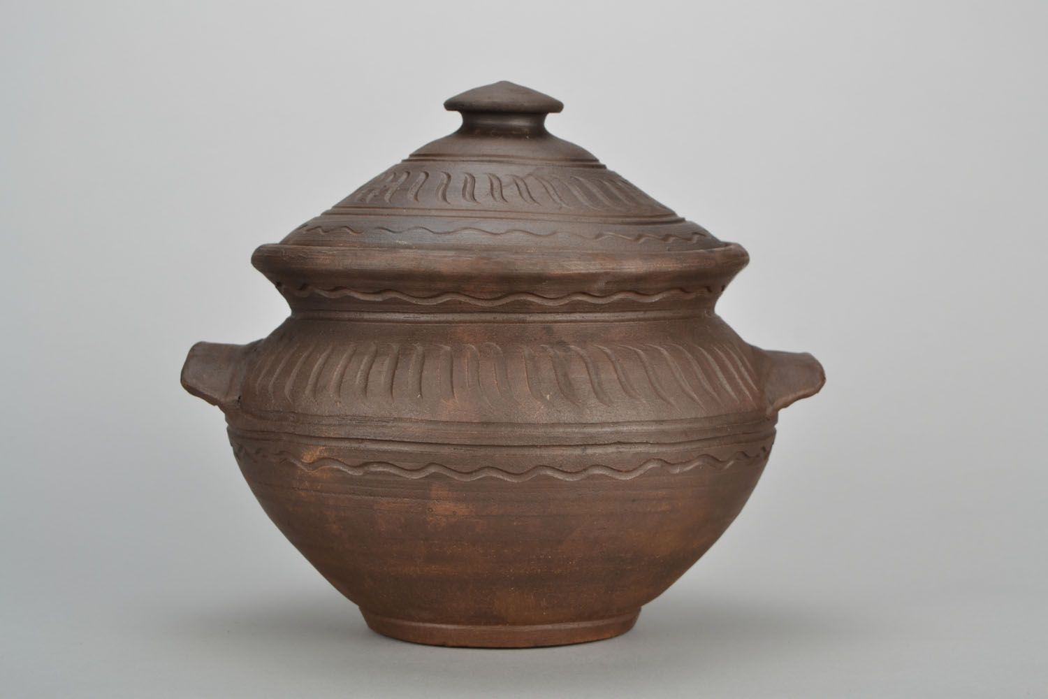 Pot de cuisine en argile fait main original soupière vaisselle avec ornement photo 1