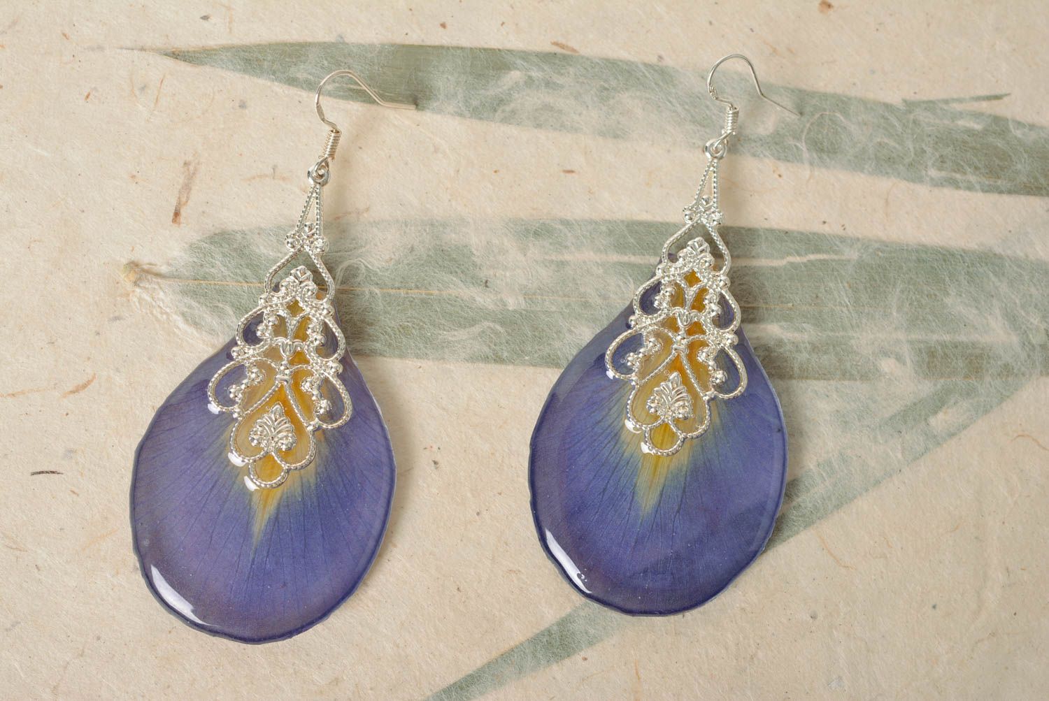 Beautiful violet handmade earrings with real flower petals and epoxy coating photo 1