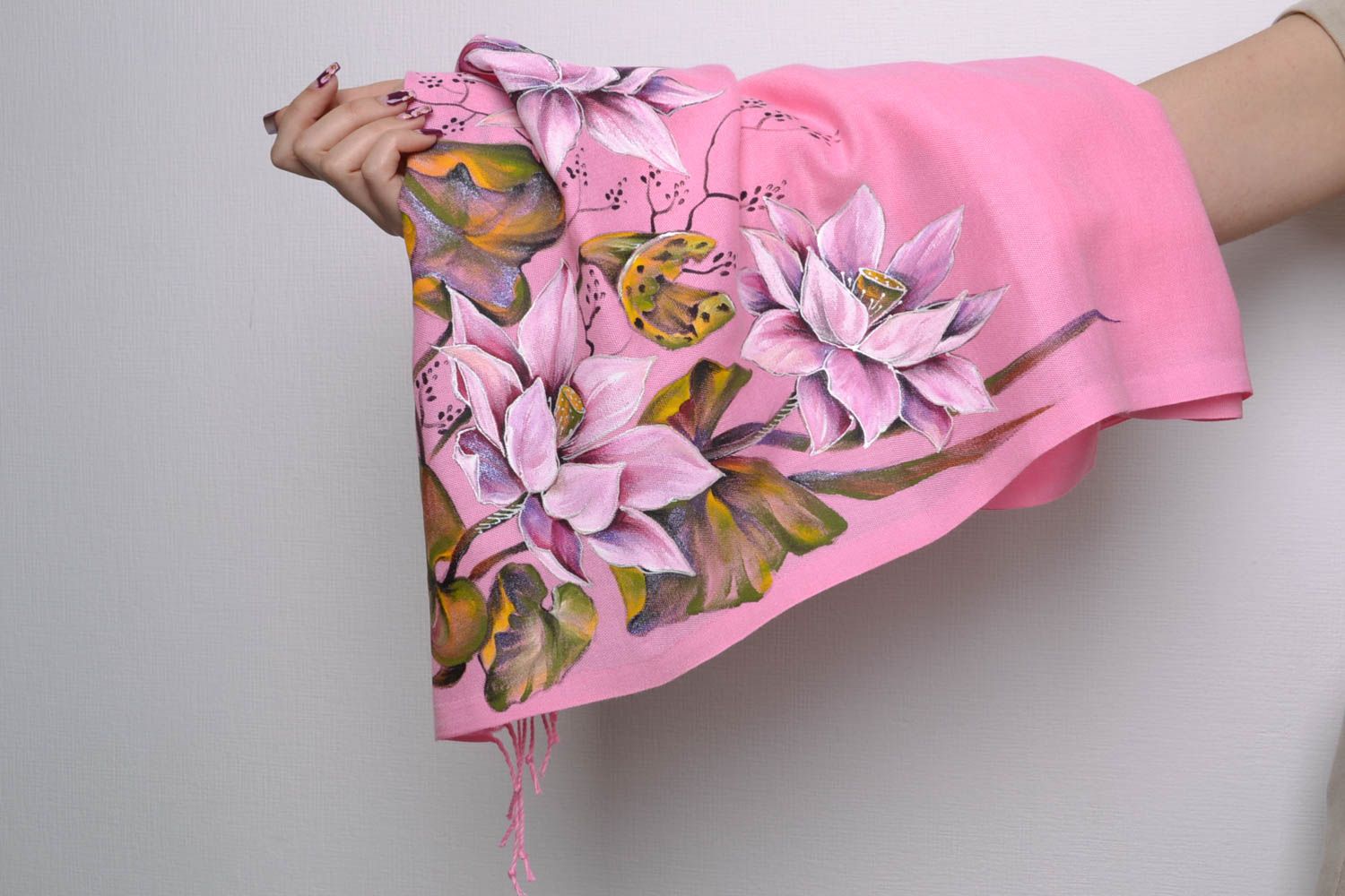 Pink cashmere scarf with acrylic painting Lilies photo 5