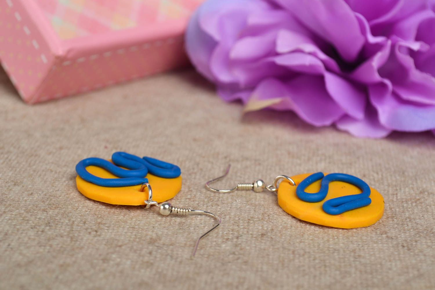 Handmade designer earrings stylish bright earrings elegant cute jewelry photo 1