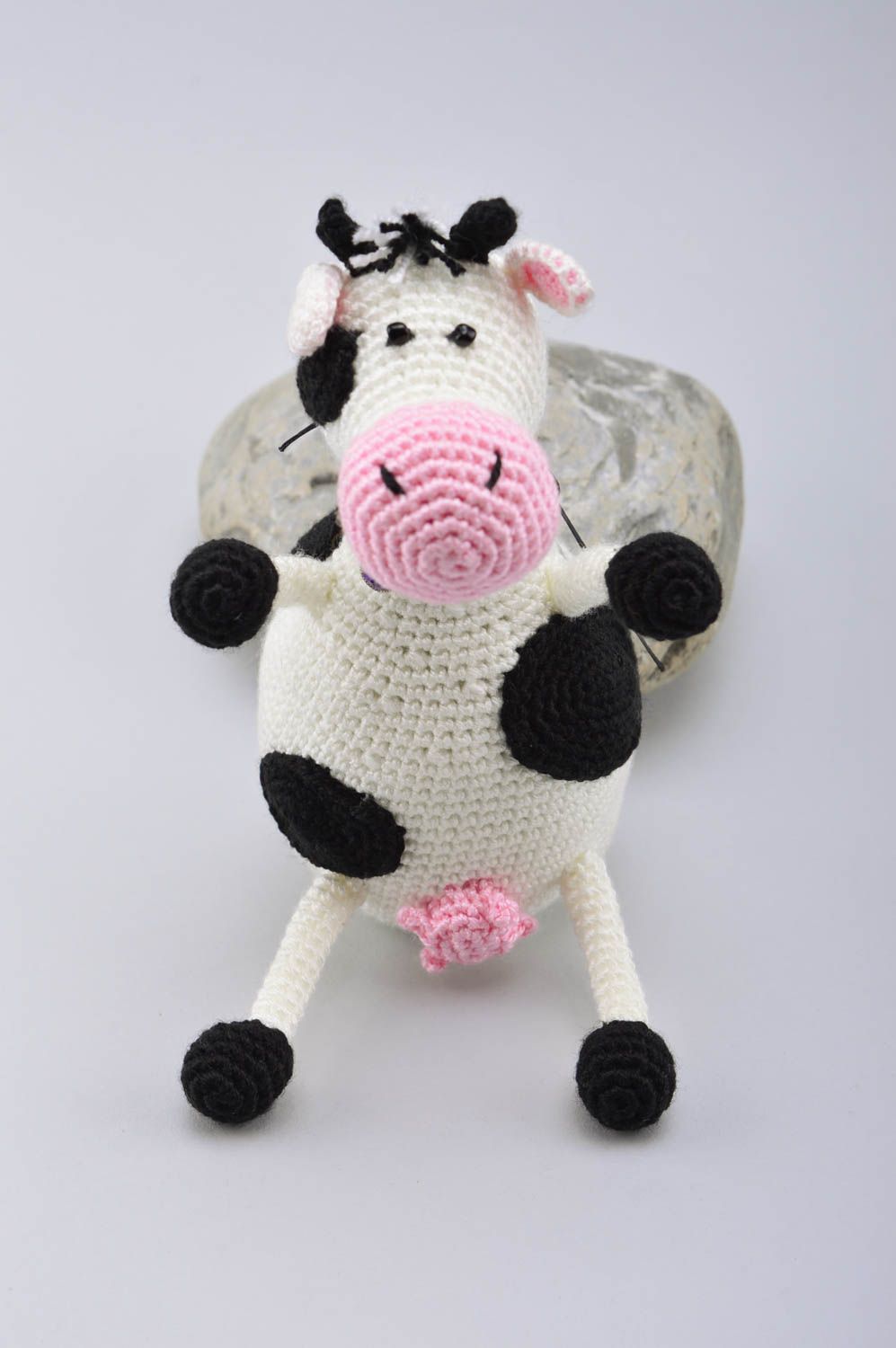 Jouet vache fait main Jouet tricot Cadeau enfant coton Déco chambre bébé photo 2