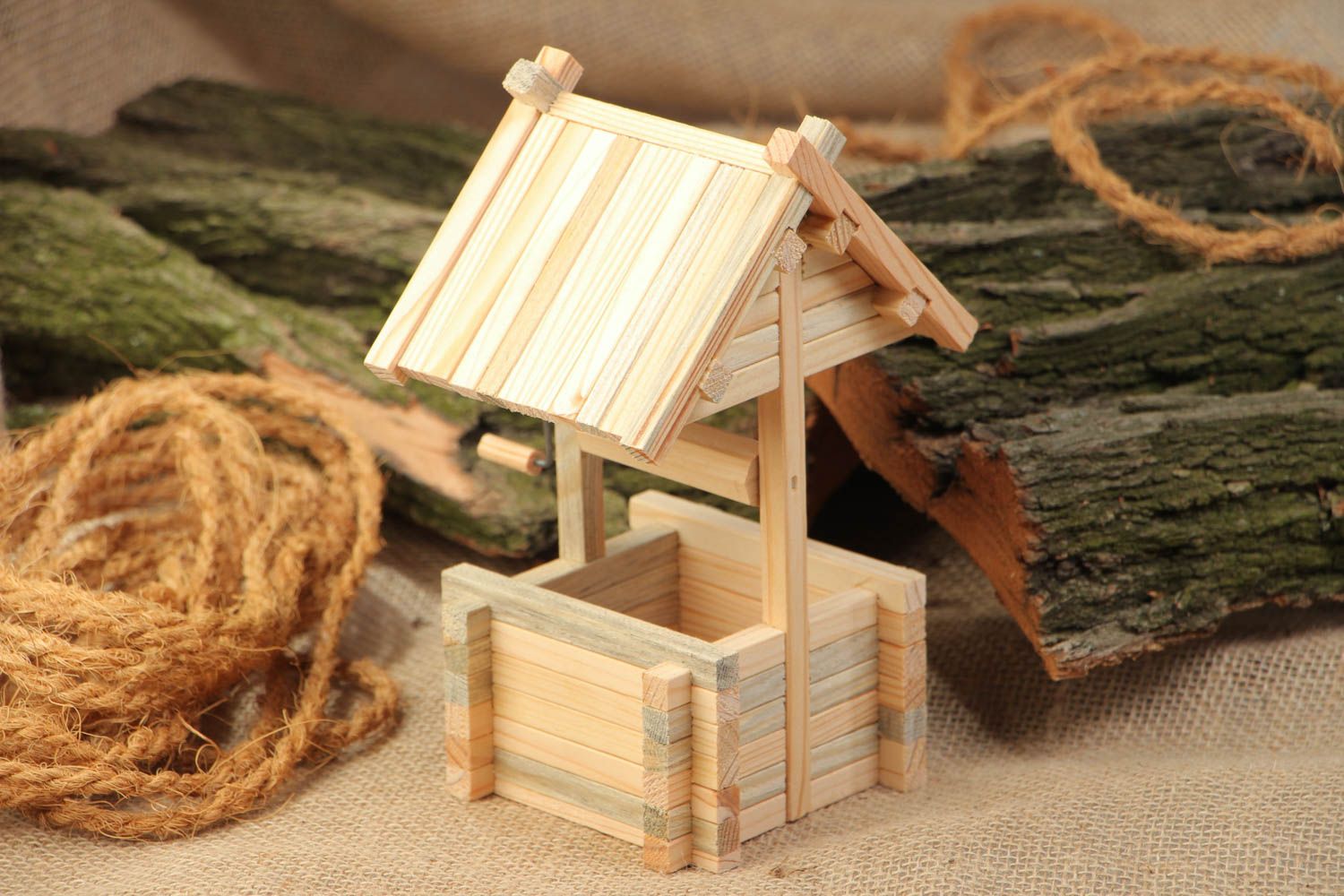 Brunnen Baukasten aus Holz aus 59 Einzelteilen handgemacht Lernspielzeug für Kind foto 1