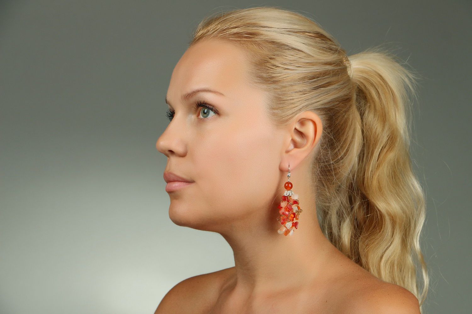 Boucles d'oreilles avec cornaline et perles de rocaille tchèques  photo 4