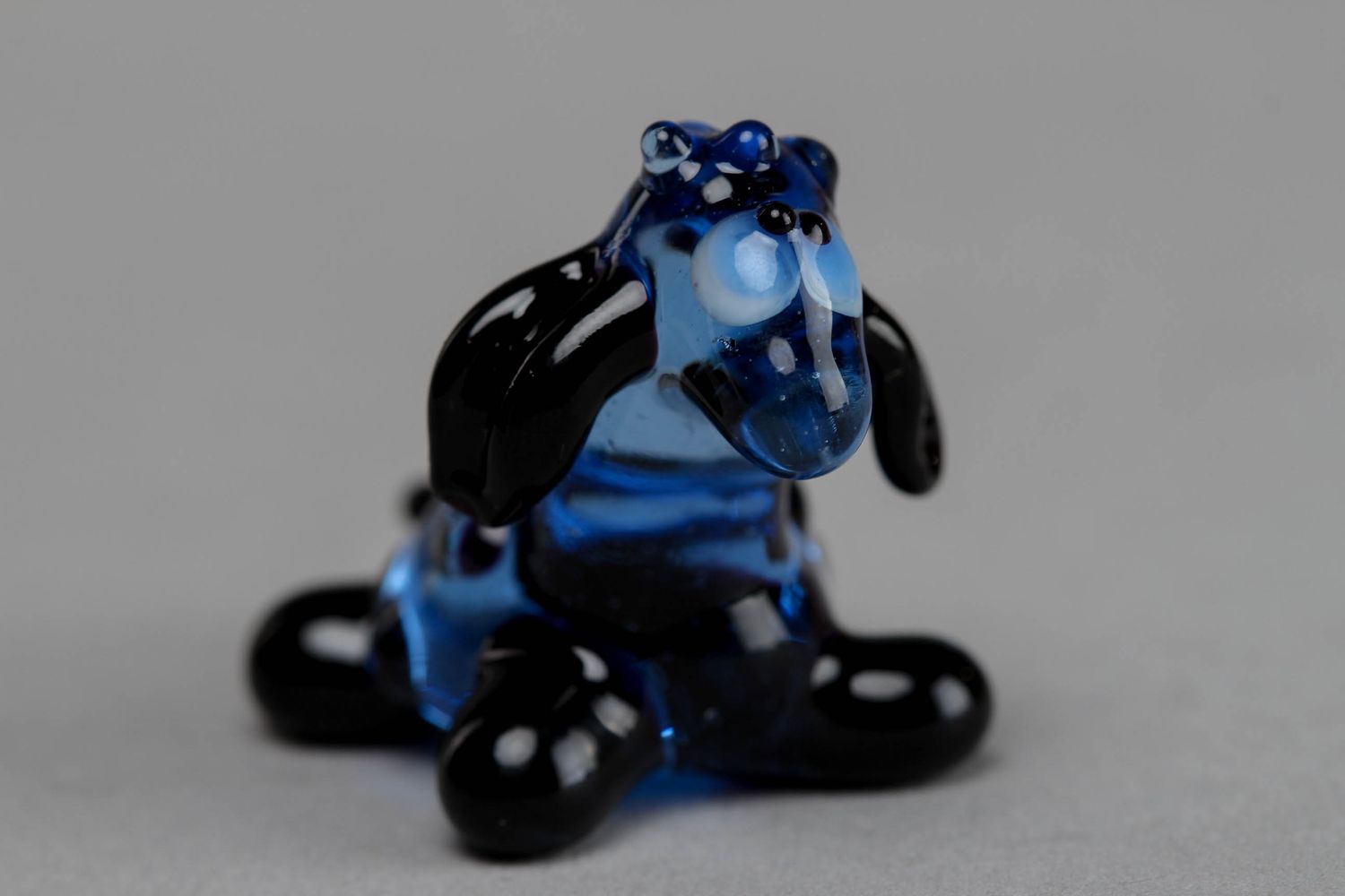 Figurine en verre au chalumeau Brebis bleue photo 1
