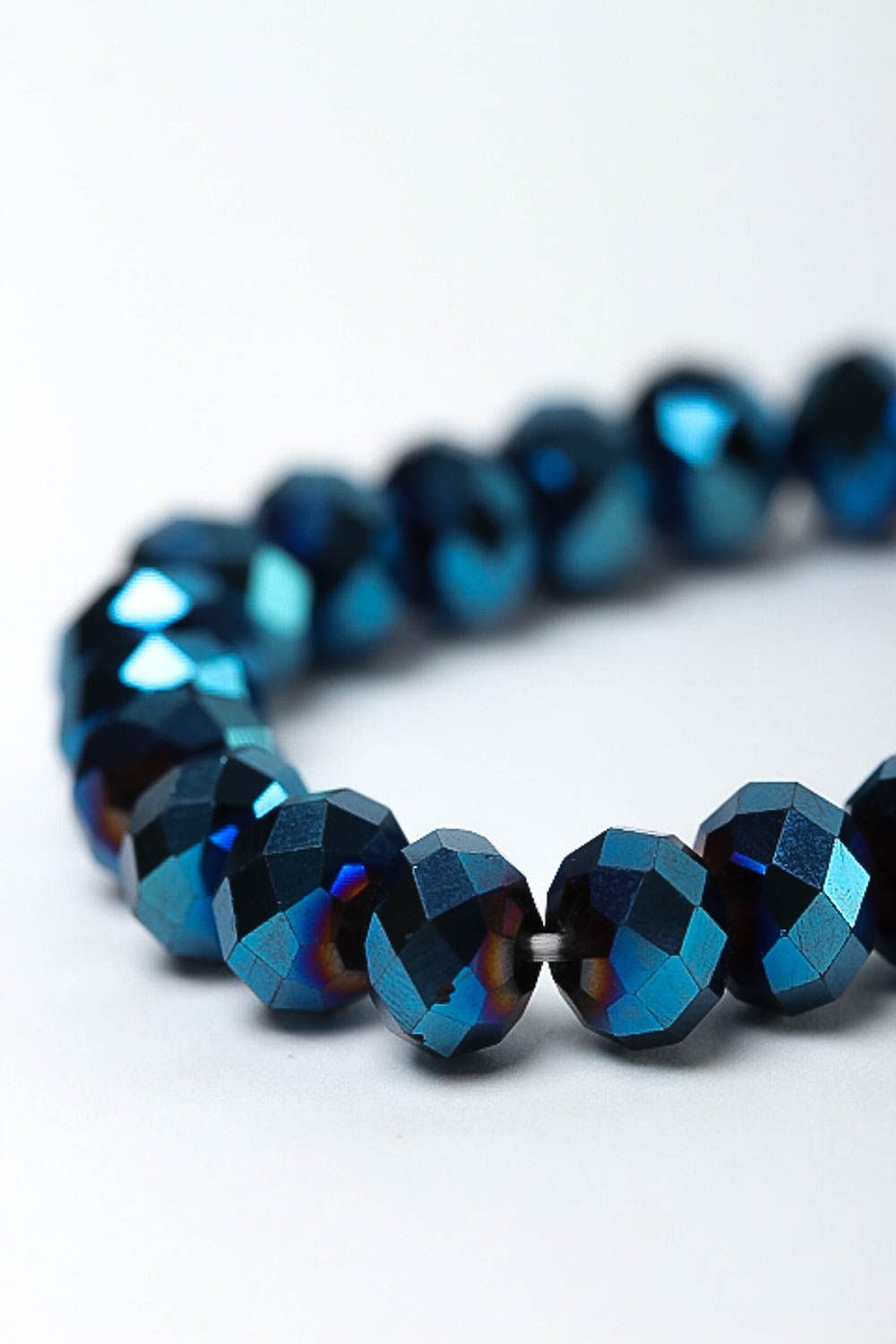 Handmade blaues Designer Armband stilvoll Schmuck aus Glas Frauen Accessoire  foto 3