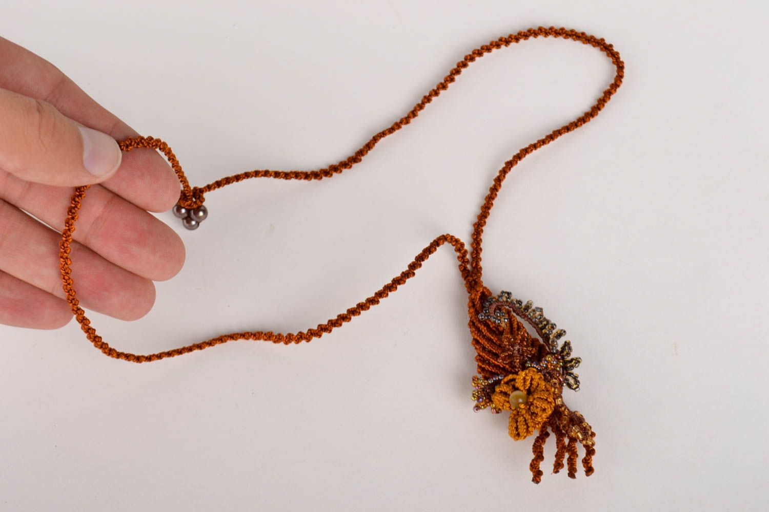 Hand-woven pendant handmade thread jewelry macrame bijouterie gift for women photo 5