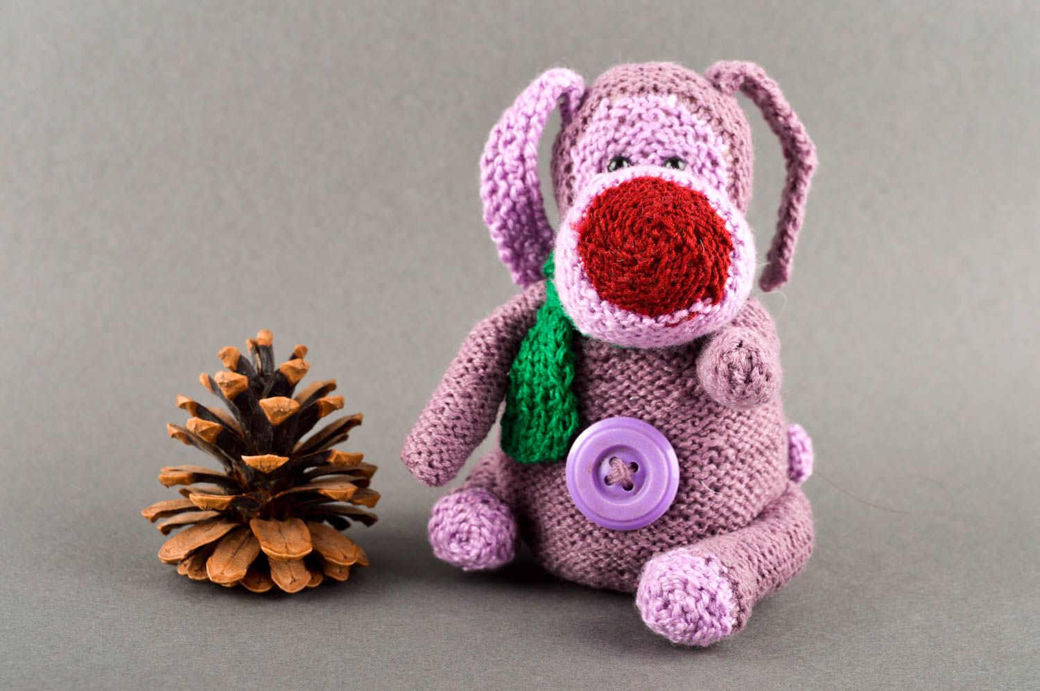 Peluche chien mauve Jouet tricot fait main mignon original Cadeau pour enfant photo 1