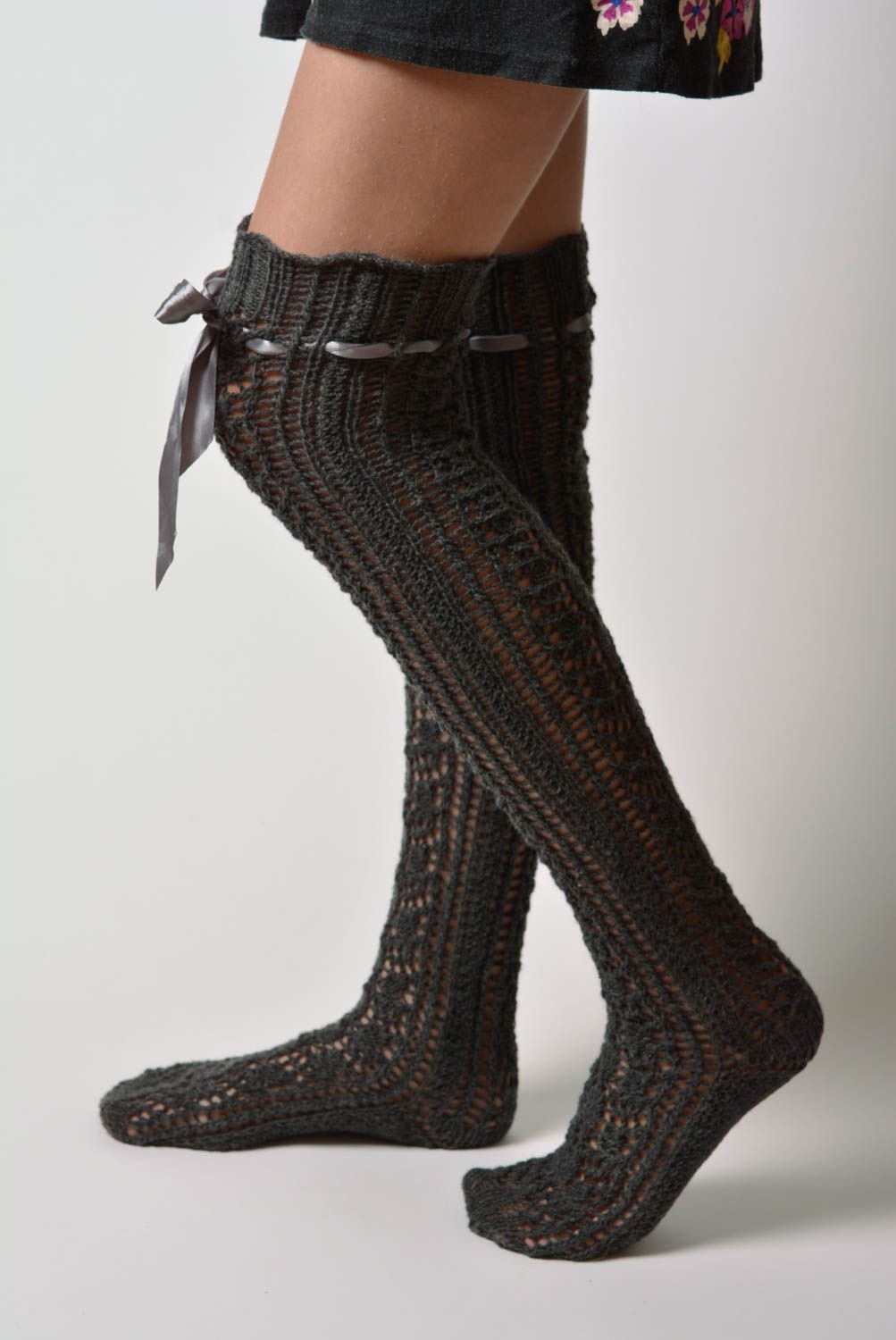 Calcetines femeninos largos de rodilla artesanales tejidos a dos agujas de lana foto 2