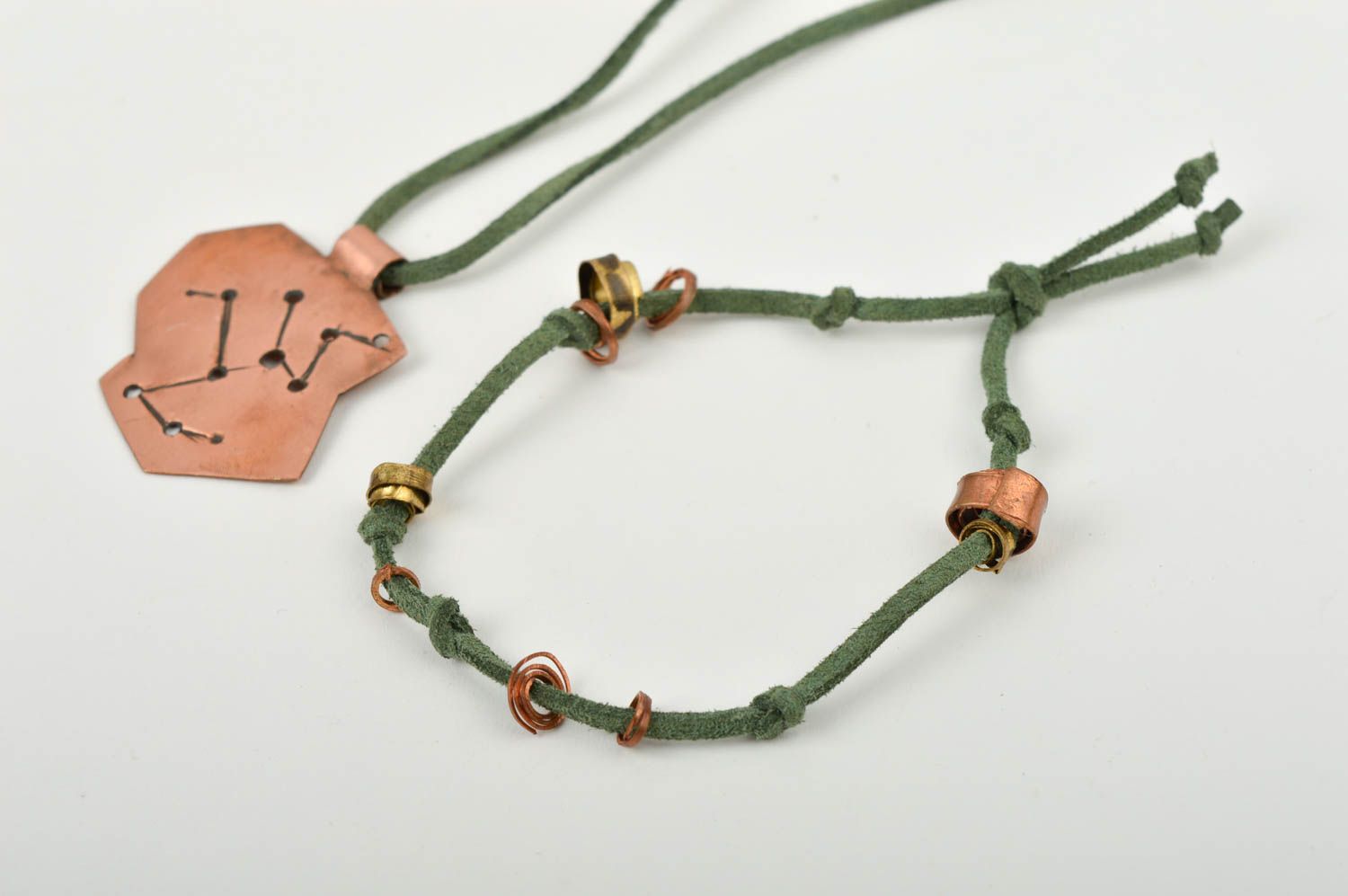 Parure de Bijoux en cuivre fait main Bracelet et pendentif sur cordons verts photo 4