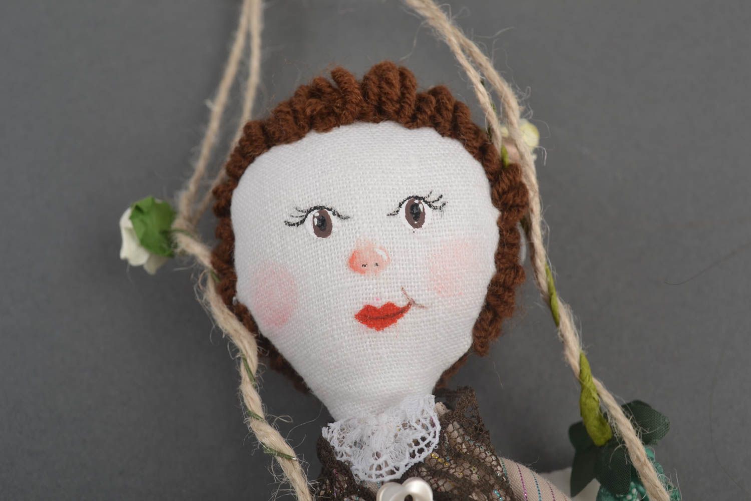 Кукла ручной работы декор для дома тряпичная кукла с петелькой Ангел девочка фото 2