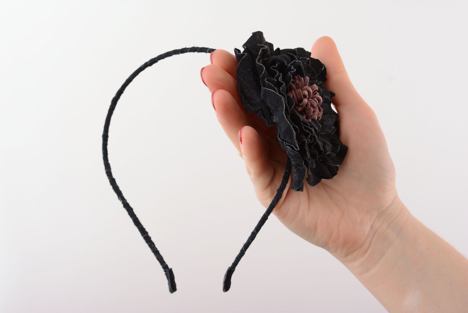 Headband with a leather flower photo 1