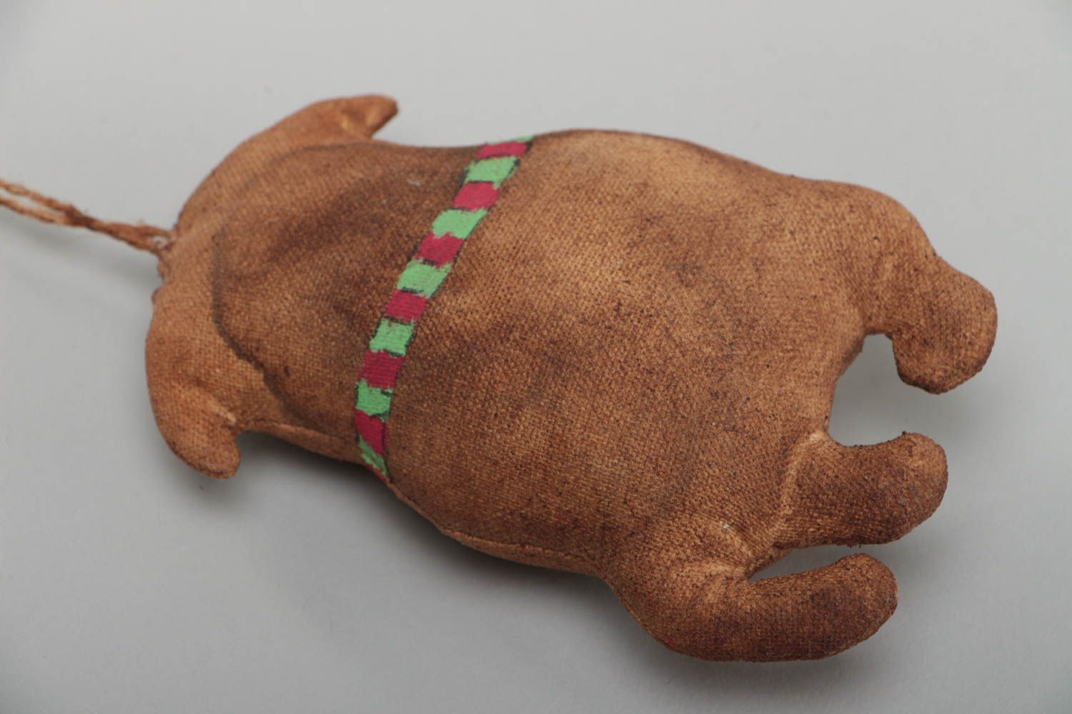 Игрушка с запахом из ткани ручной работы собачка с петелькой авторская симпатичная фото 4