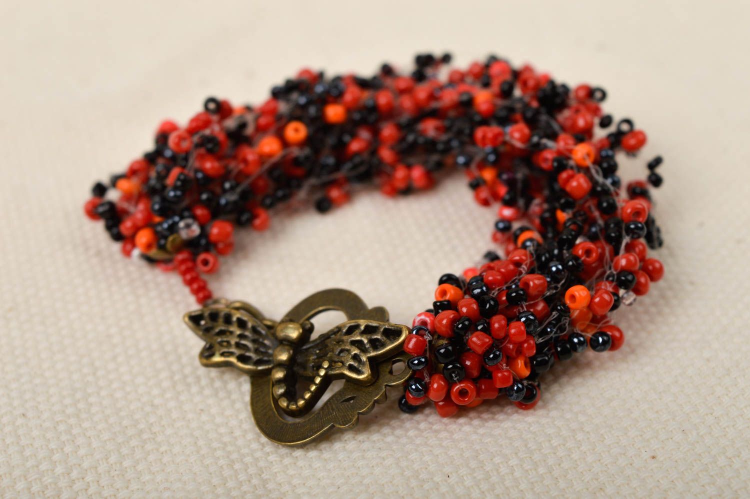 Bracelet mode rouge-noir Bijou fait main en perles de rocaille Cadeau pour femme photo 1