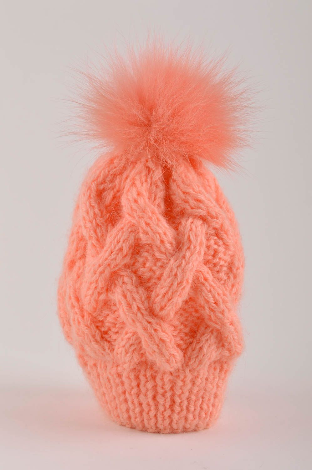 Детская вязаная шапка ручной работы шапка с мехом зимняя шапка персикового цвета фото 4