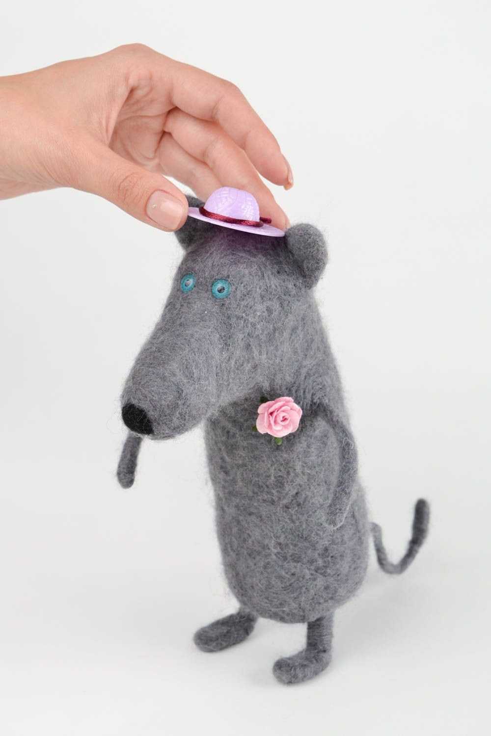 Peluche décorative fait main Jouet en laine rat gris Cadeau enfant feutrage photo 2