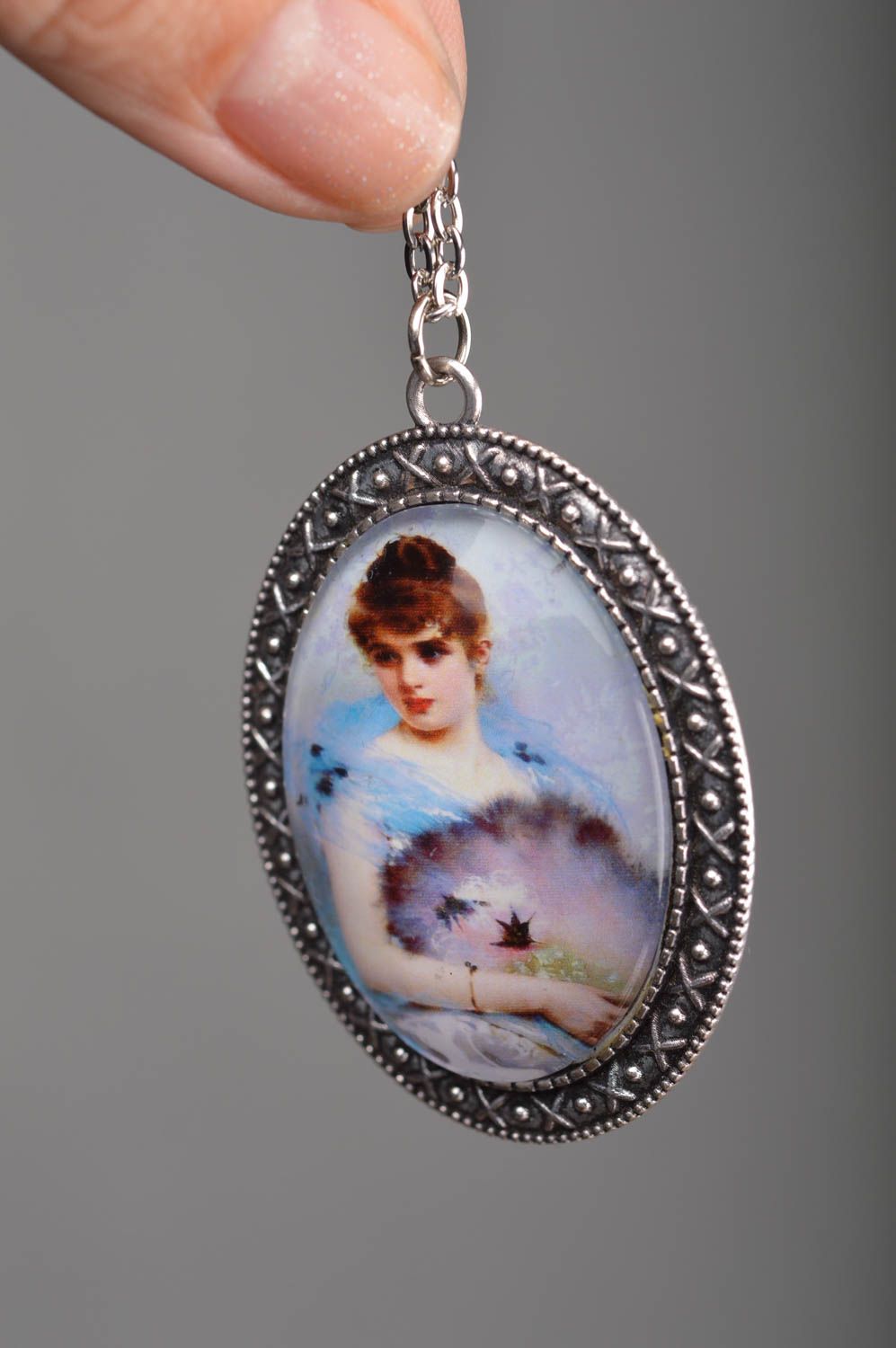 Beautiful handmade women's oval metal neck pendant in vintage style Lady photo 3