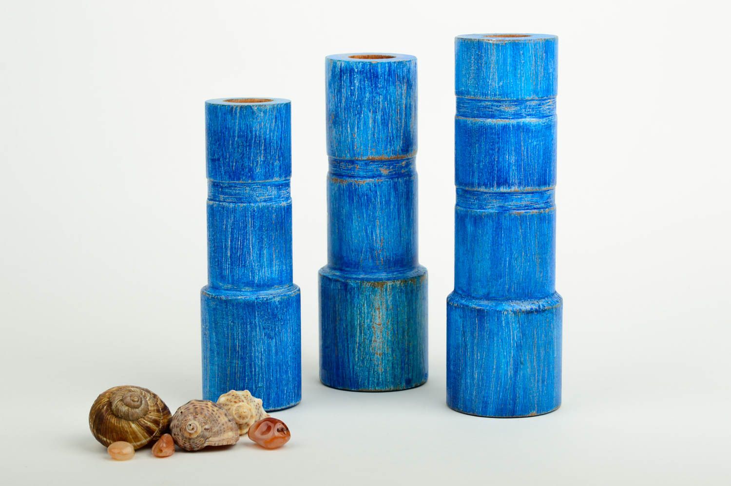 Candeleros de madera hechos a mano soportes para velas decoración de interior foto 1