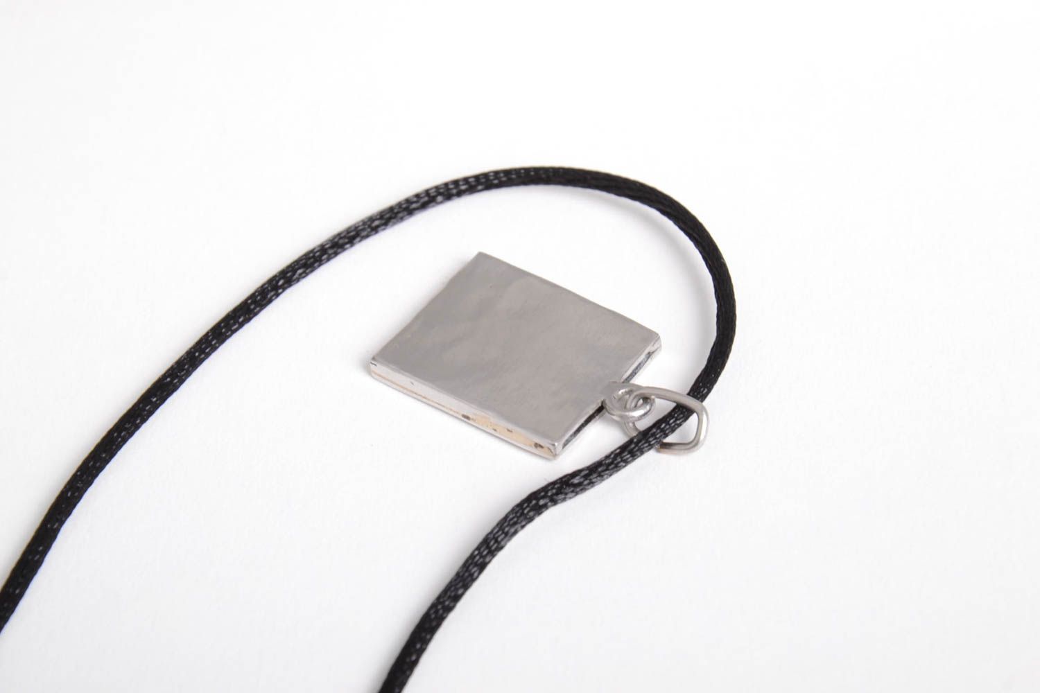 Stylish handmade metal pendant neck pendant design fashion trends gift ideas photo 4
