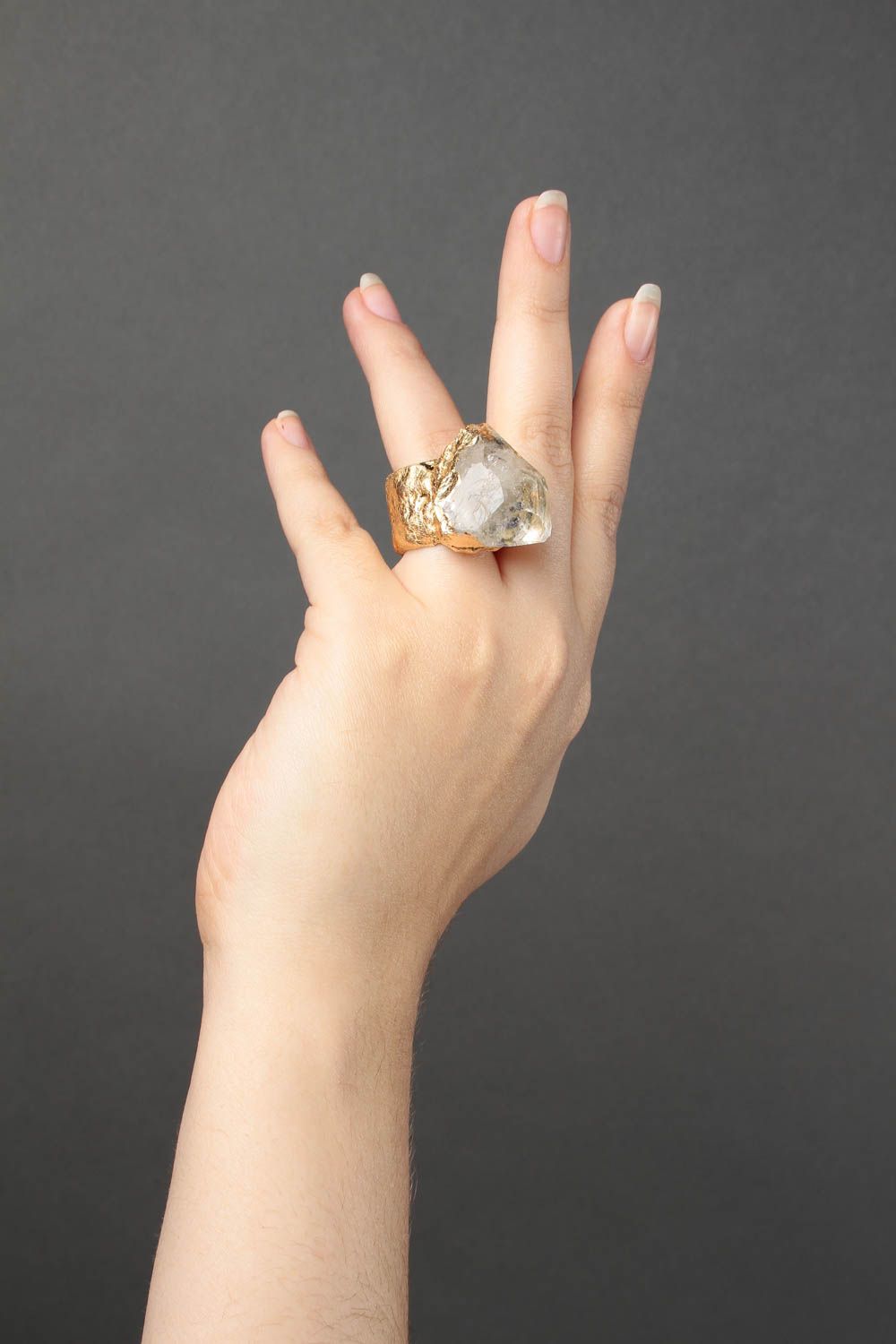 Edelstein Ring handgefertigt Polymer Clay Schmuck Frauen Accessoire goldfarben foto 1