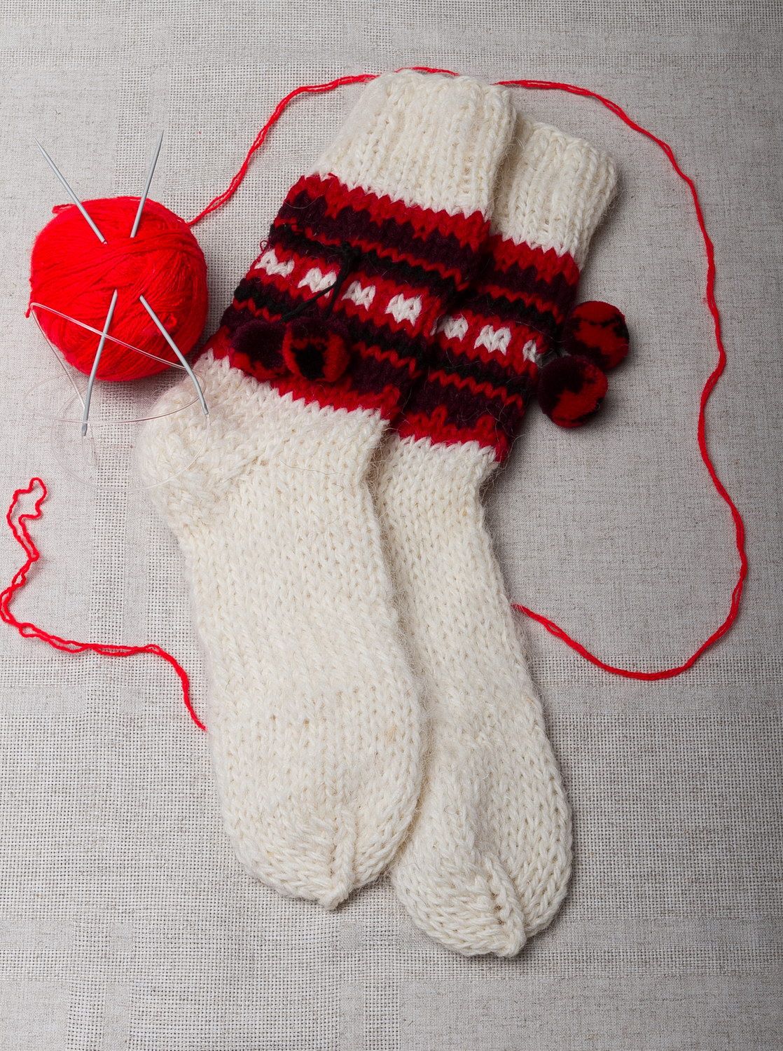 White wool socks with ornament photo 1