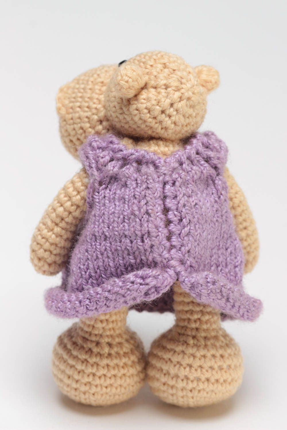 Peluche hippo faite main tricotée au crochet fils acryliques en robe mauve photo 4