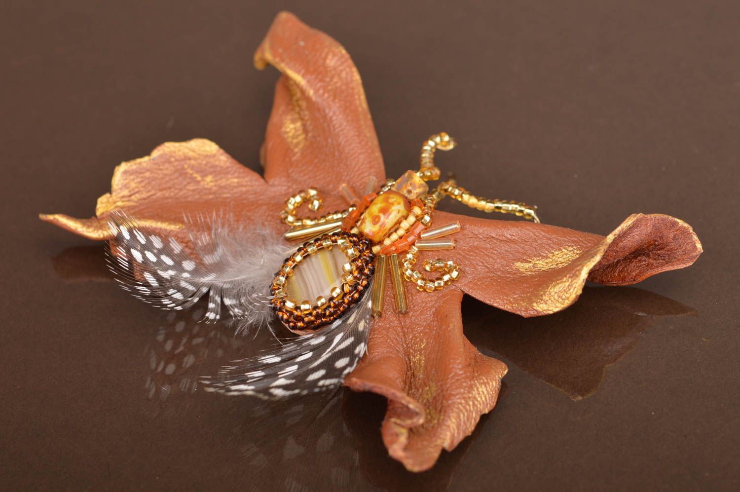Handmade designer volume brown genuine leather butterfly brooch with feathers photo 4