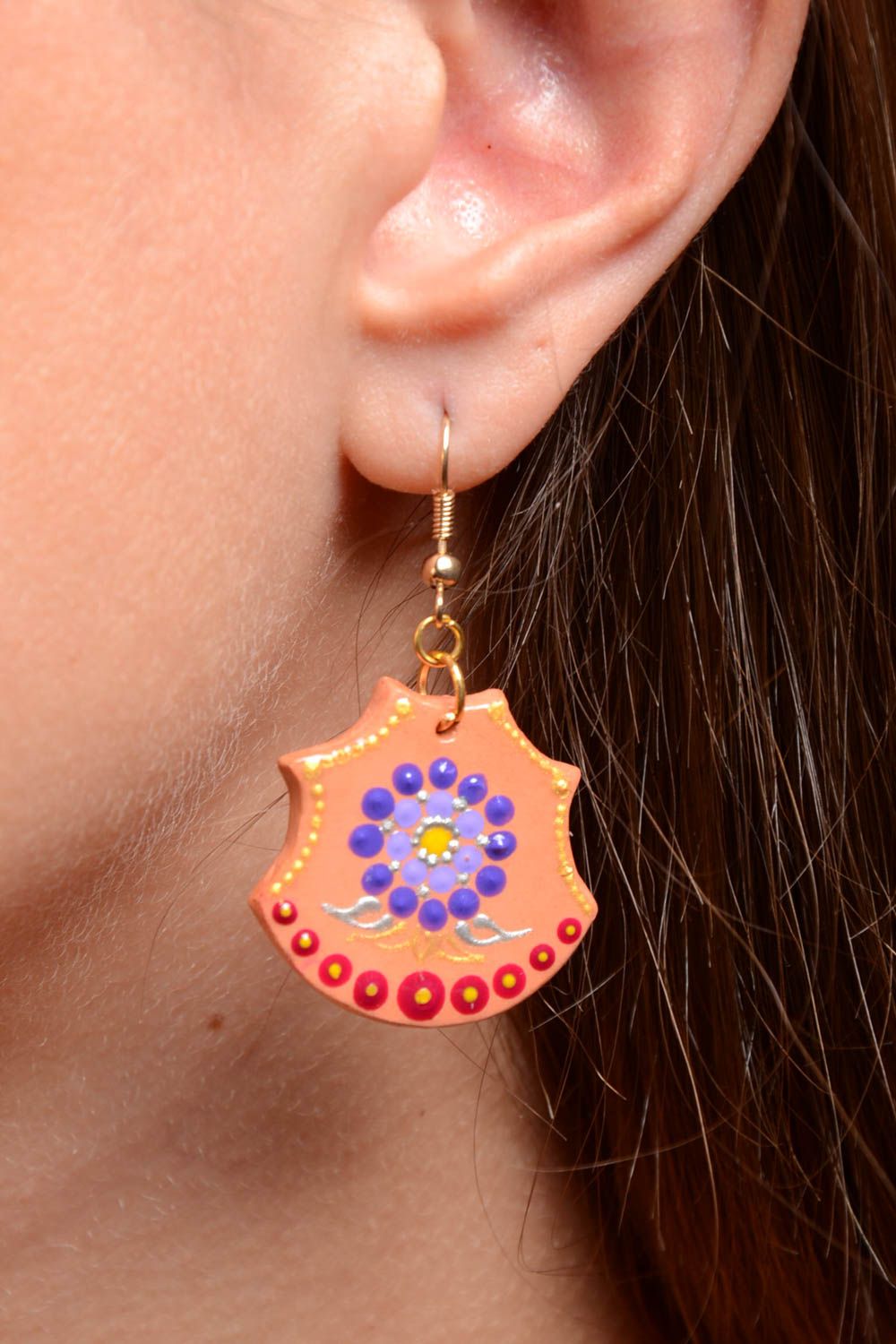 Boucles d'oreilles pendantes en céramique peintes de couleurs faites main photo 2
