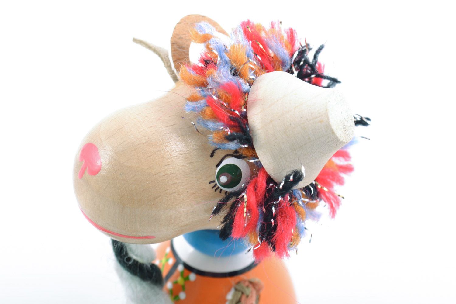 Деревянная игрушка козочка ручной работы с росписью эко-красками детская фото 3