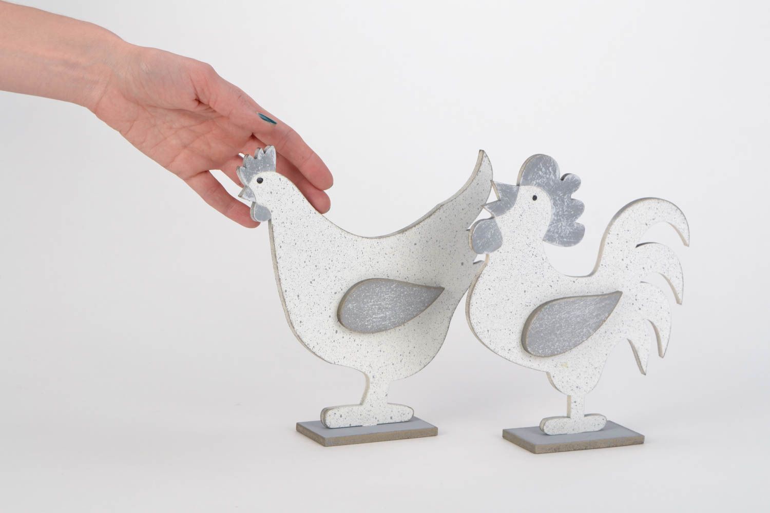 Originelle Hühner Figurinen aus Blattholz handmade bemalte für Interieur Dekor 2 Stück foto 2