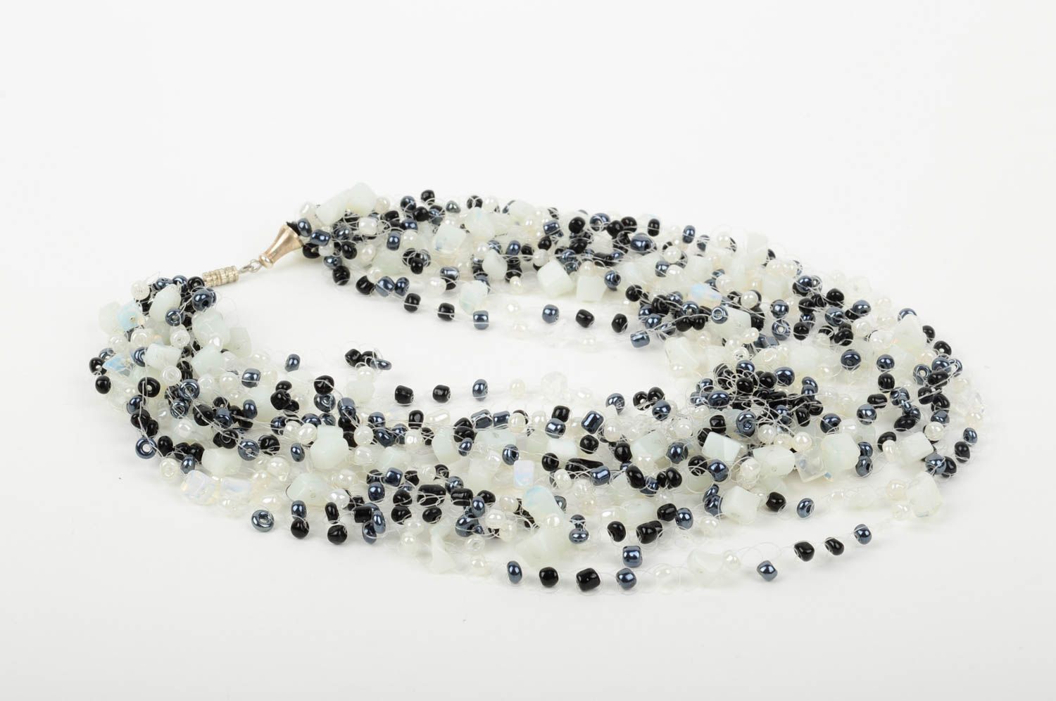Collier perles rocaille Bijou fait main multirang volumineux Accessoire femme photo 2
