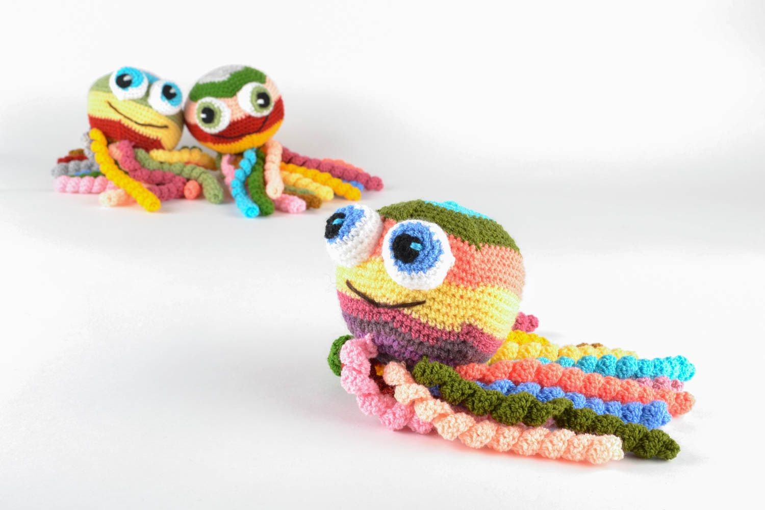 Beautiful bright crochet soft toy photo 5
