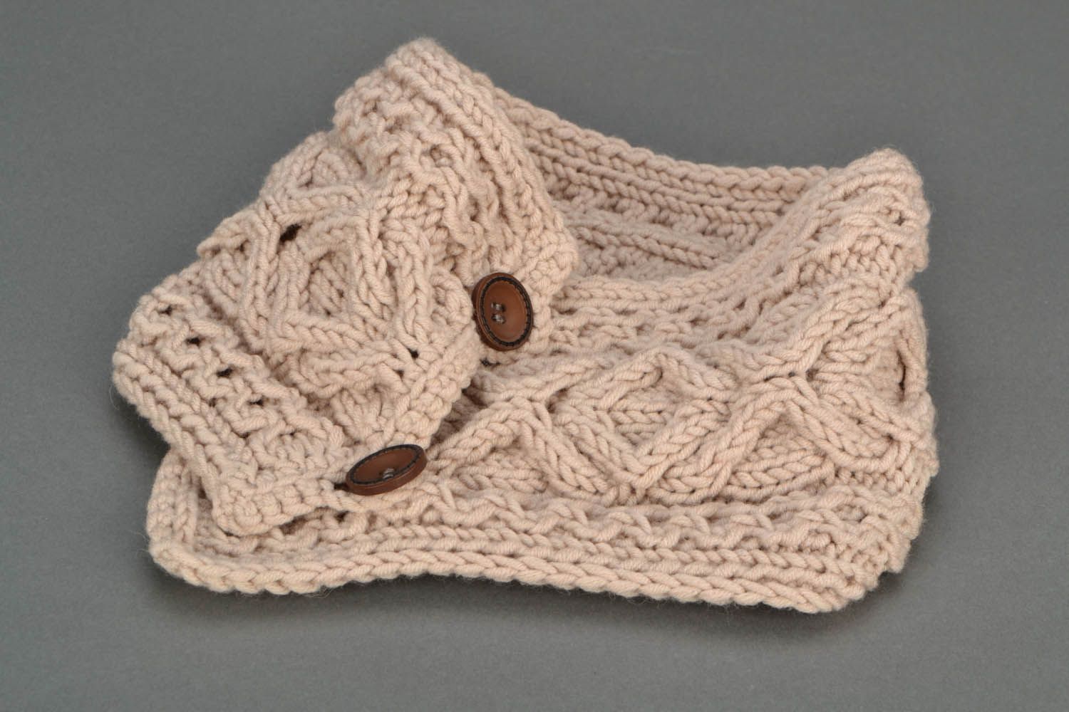 Kakaofarbiger Schal aus Wolle foto 5