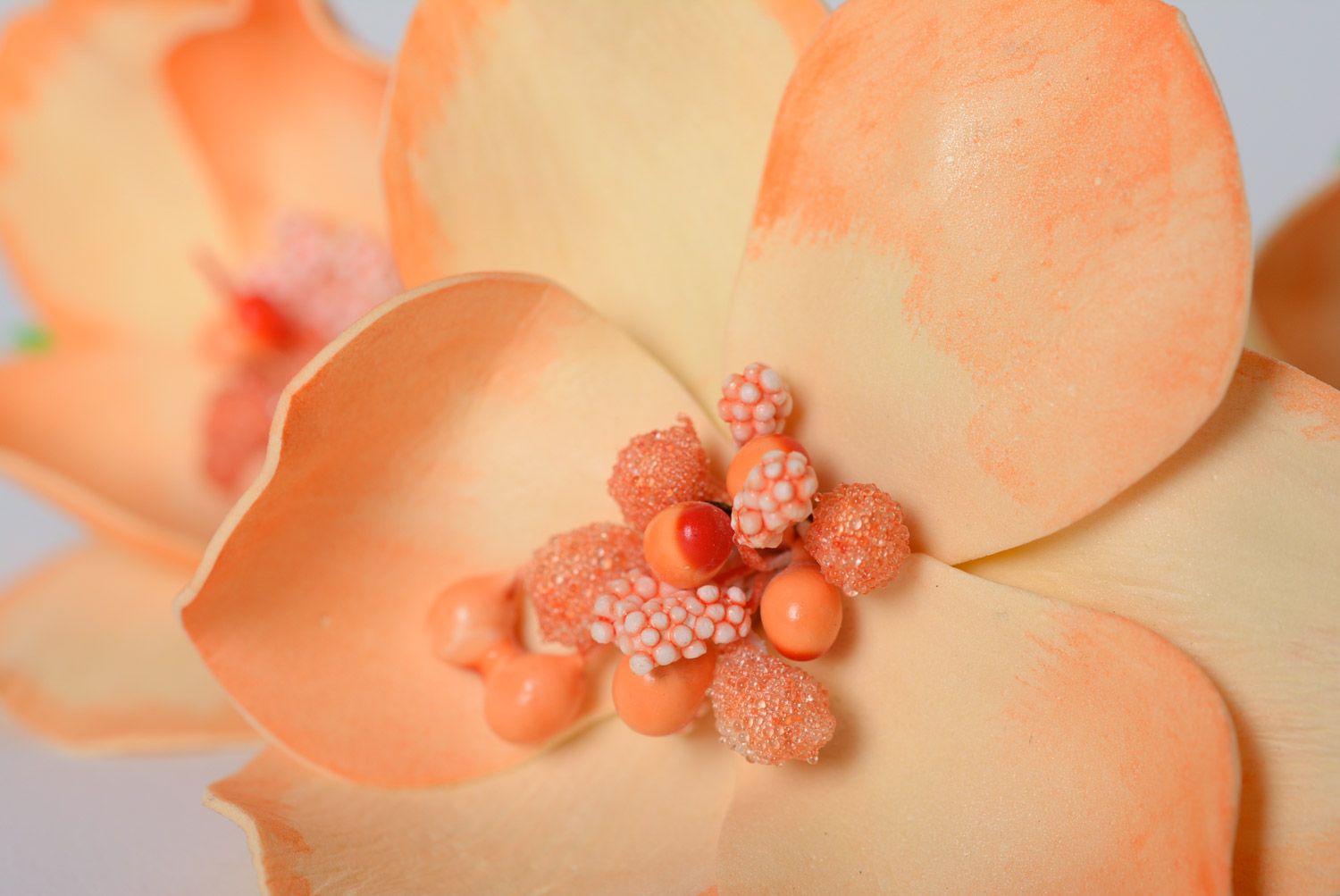 Шпильки с цветочками из фоамирана набор из 3 штук персиковые орхидеи хенд мэйд фото 2