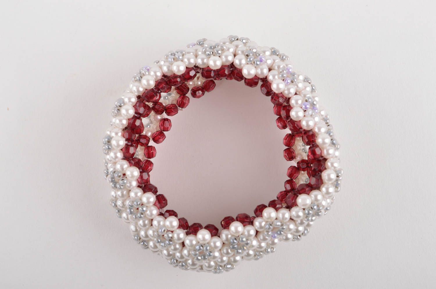 Bracelet blanc Bijou fait main fausses perles blanc-rouge Cadeau femme photo 4