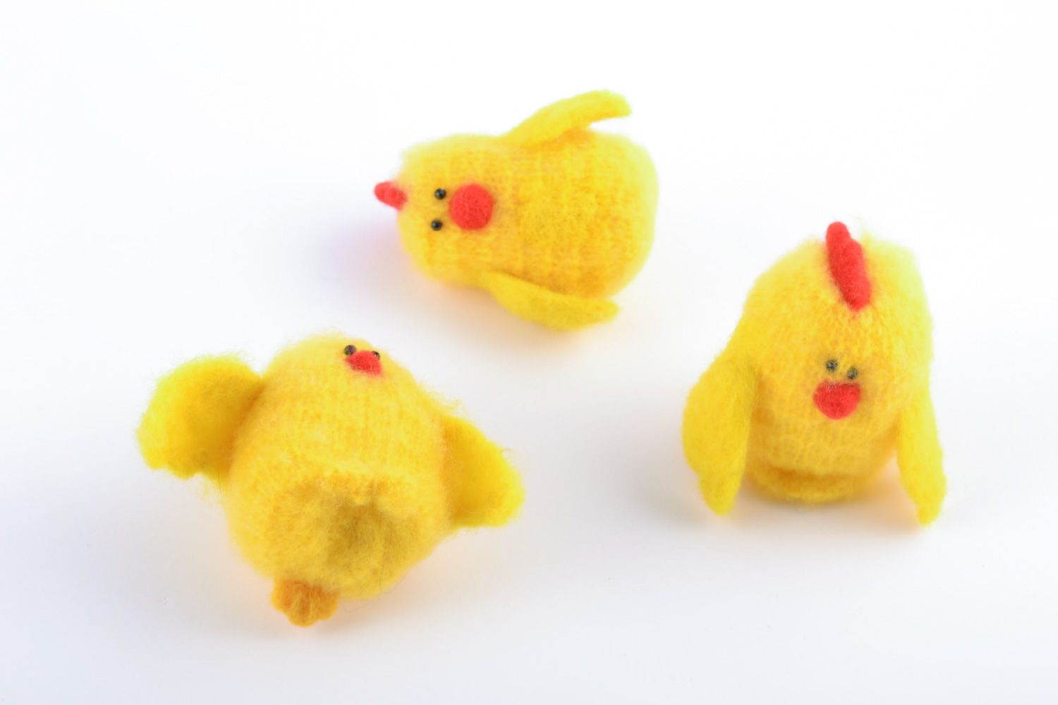 Set of handmade soft wool toys for children Yellow Chickens 3 items photo 5