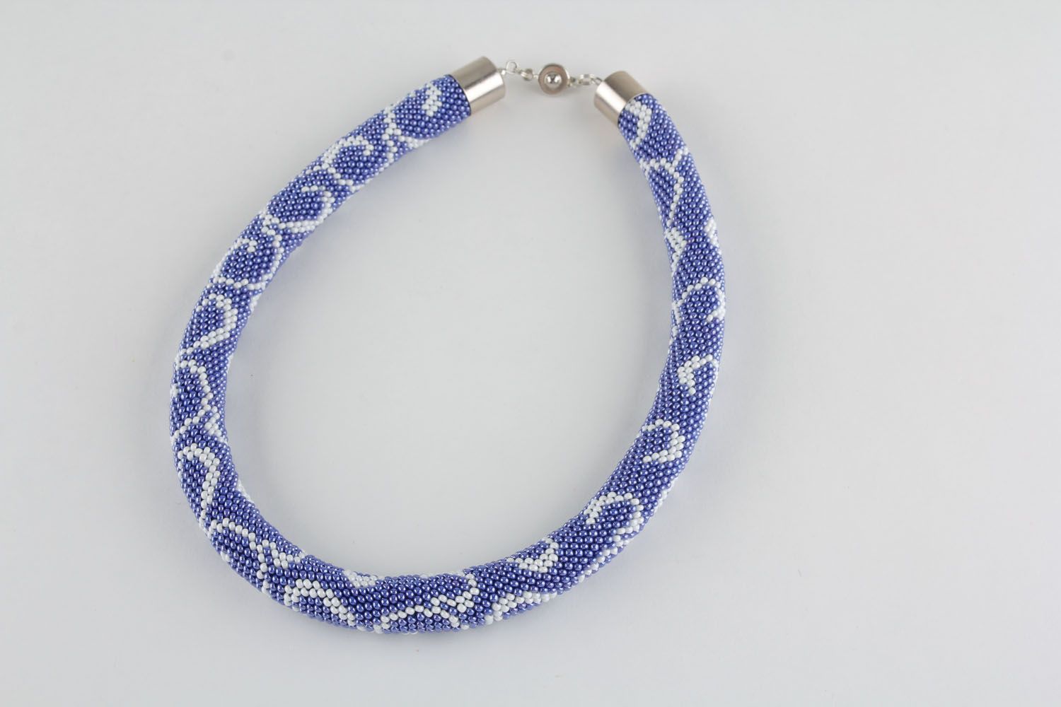 Blue beaded cord necklace photo 2