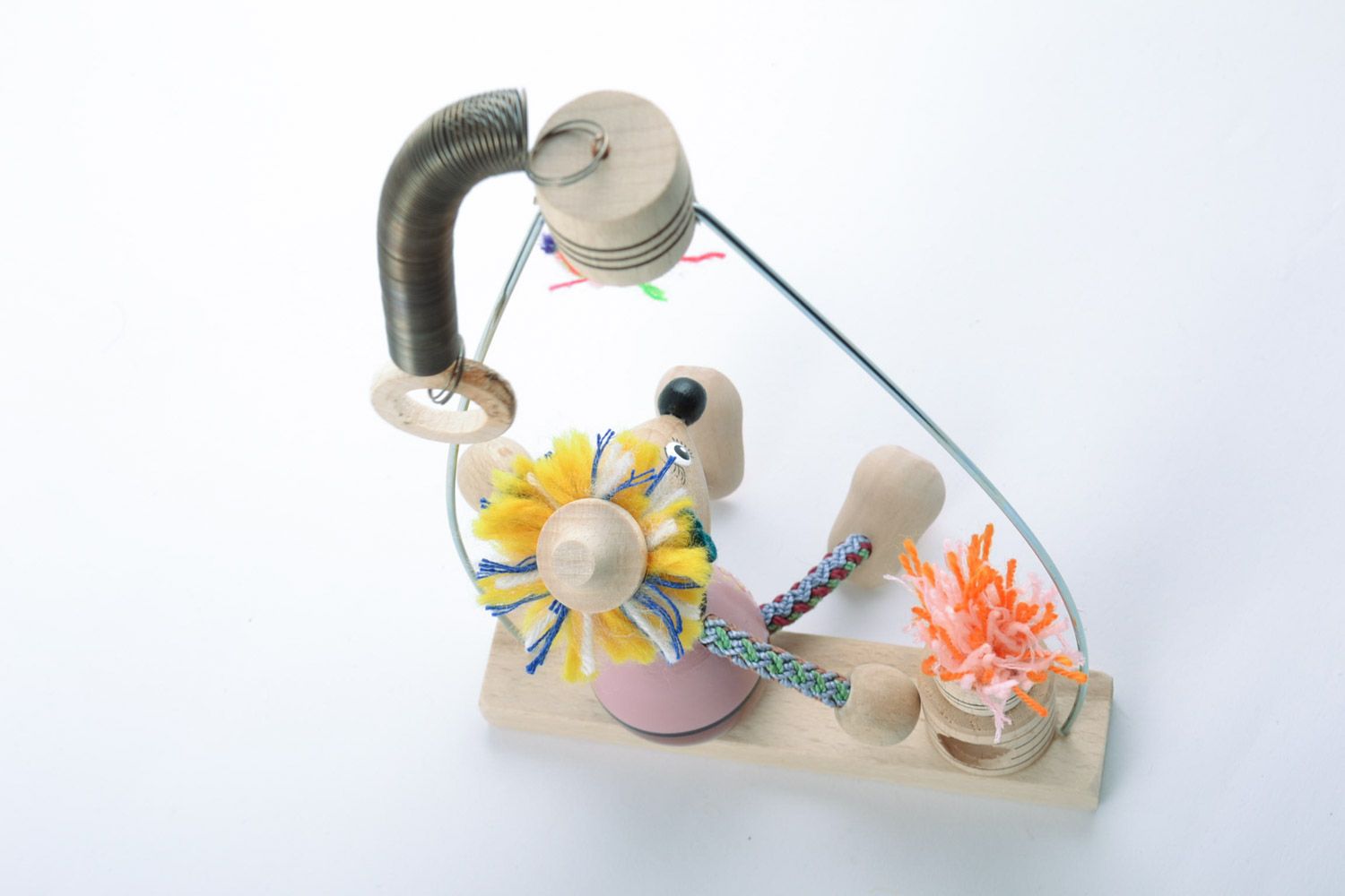 Деревянная игрушка лавка и мышка ручной работы с росписью авторская милая фото 5