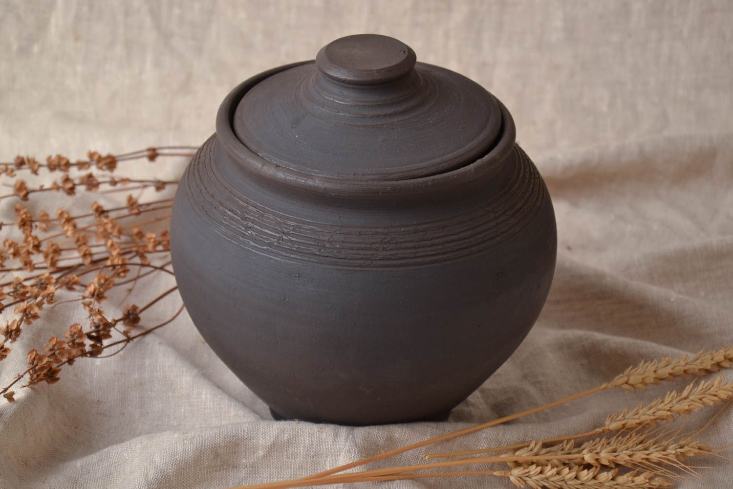 Pot en terre cuite avec couvercle céramique enfumée noire 3 litres photo 1