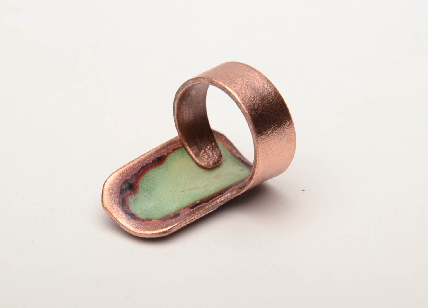 Handgemachter Ring aus Kupfer mit Bemalung foto 4