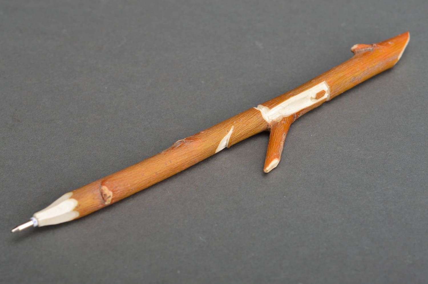 Bolígrafo de madera tallado a mano de materiales naturales regalo original foto 5