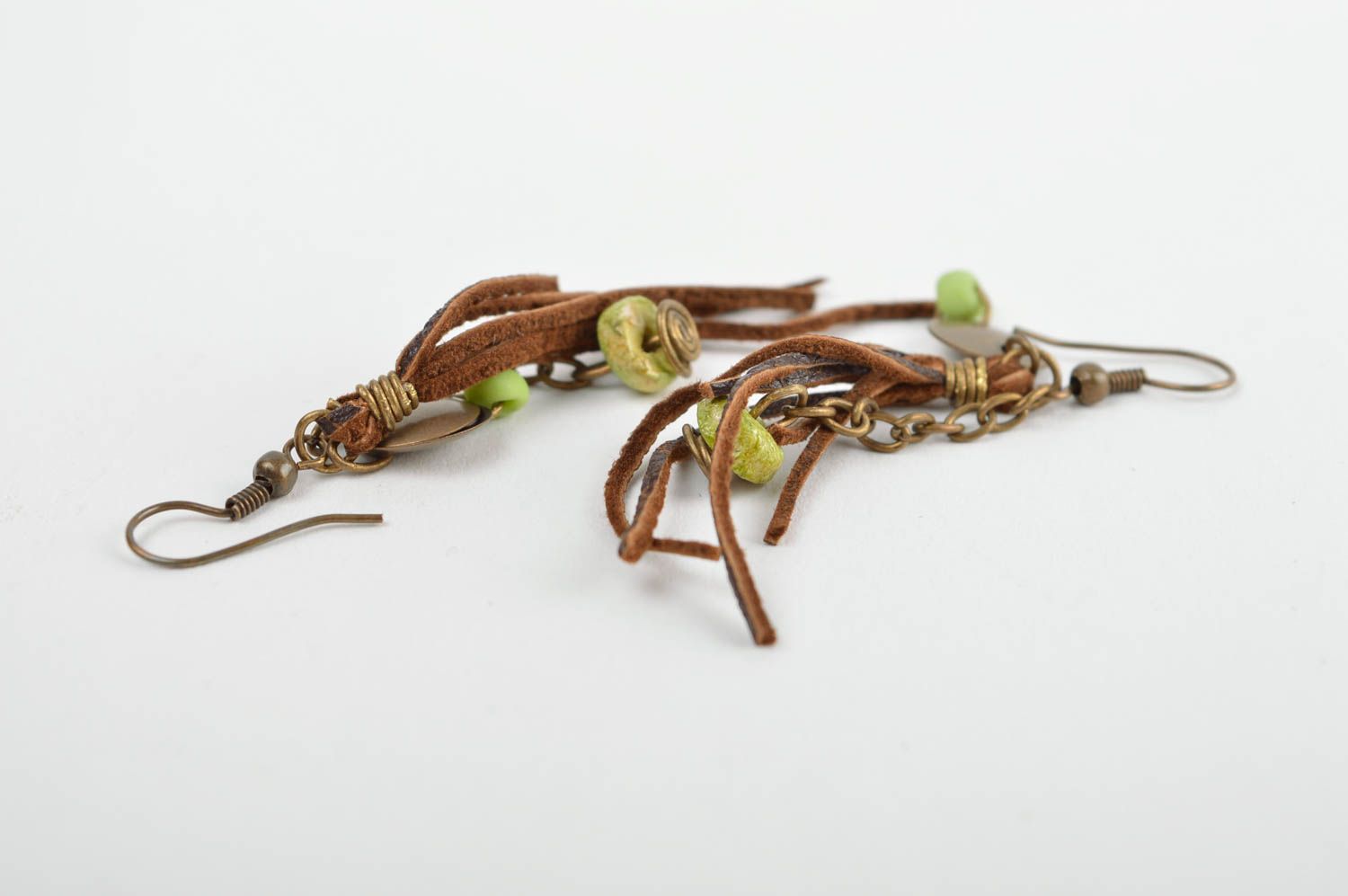 Boucles d'oreilles pendantes Bijou fait main design Accessoire femme marron vert photo 4