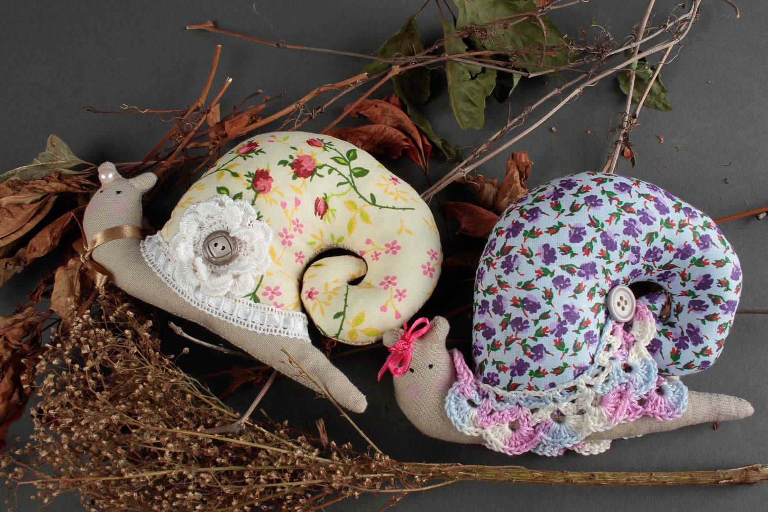 Blumige Kuscheltiere Schnecken handmade Stoff Spielzeuge Geschenke für Kinder  foto 1