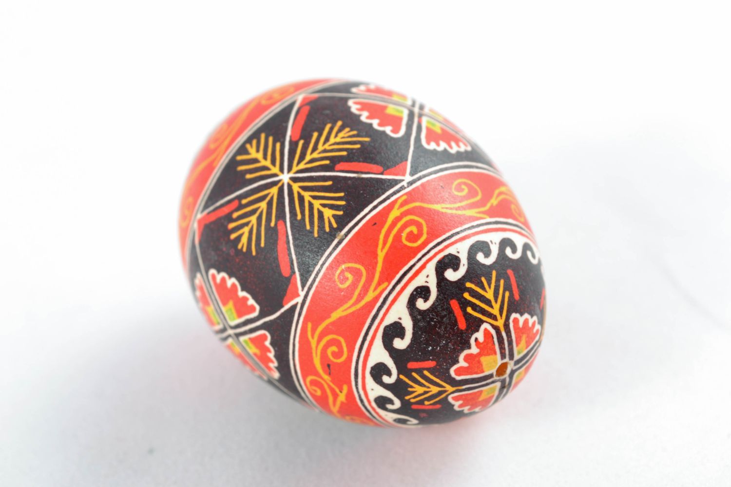 Handmade Ukrainian Easter egg photo 4