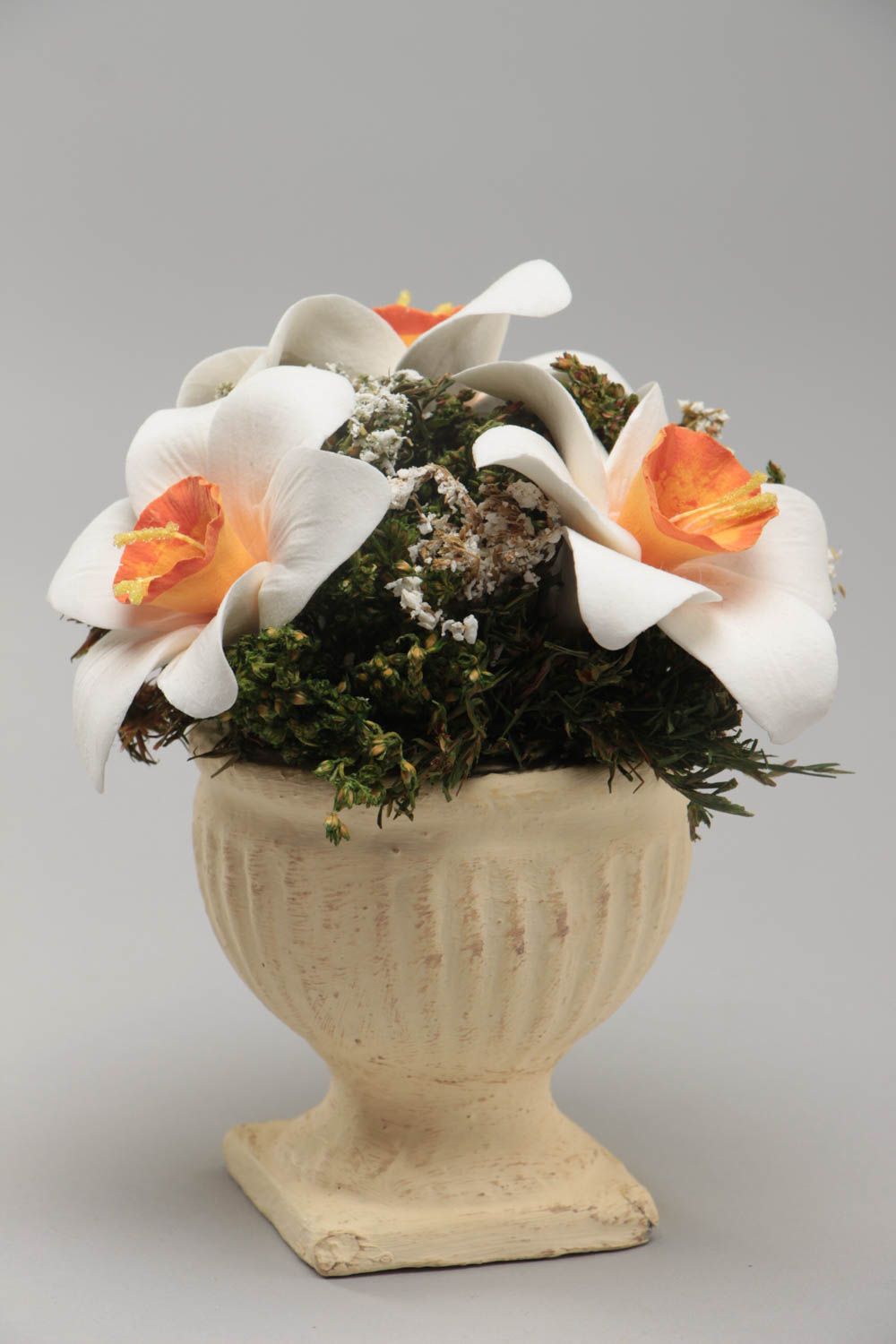 Искусственные цветы из полимерной глины нарциссы ручной работы для декора дома фото 2