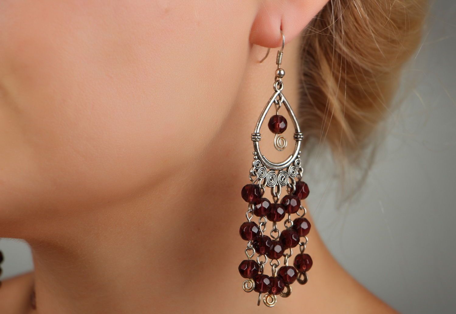 Long earrings made of glass photo 4