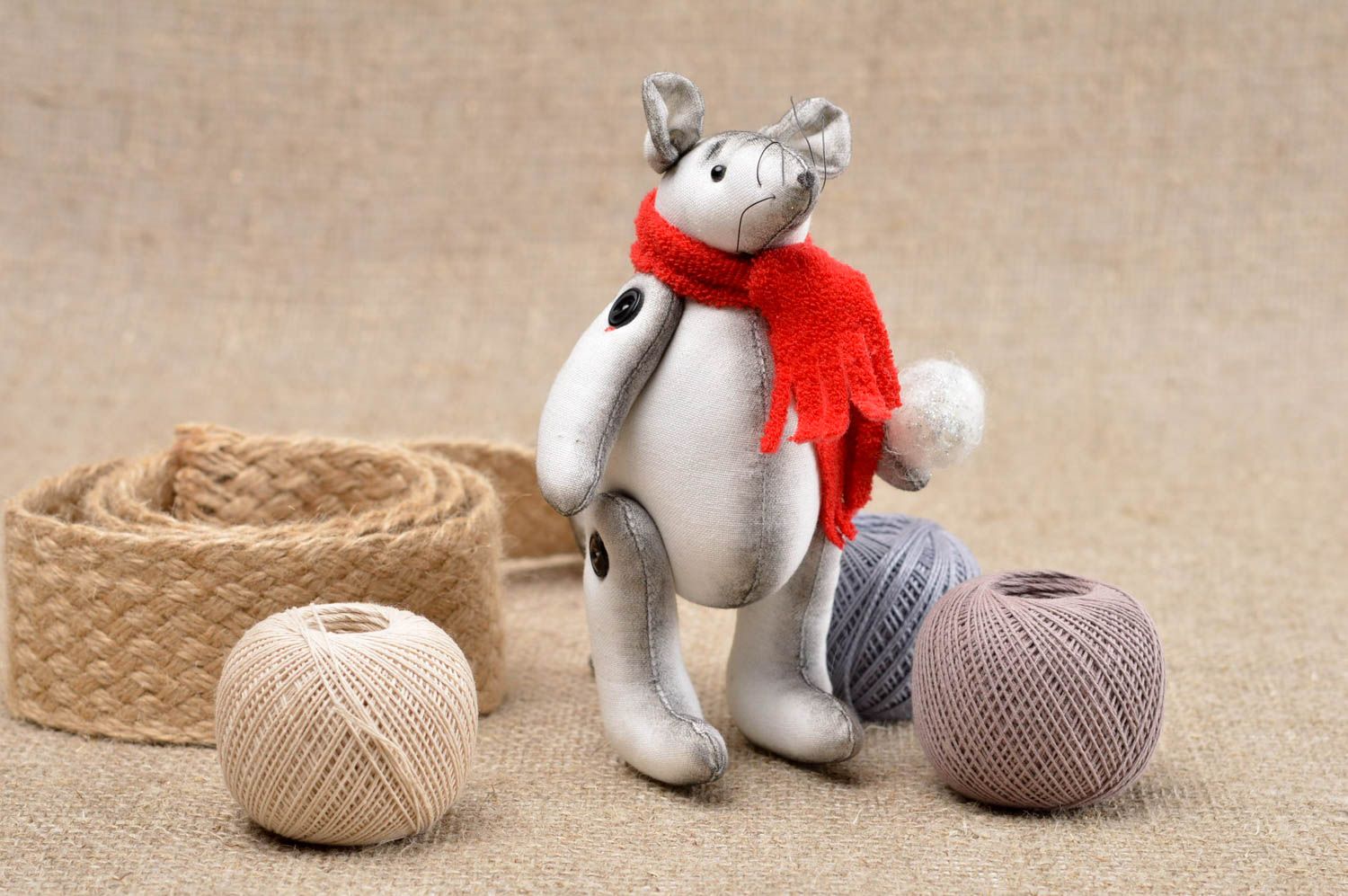 Игрушка мышка ручной работы детская игрушка с шарфиком мягкая игрушка красивая фото 1