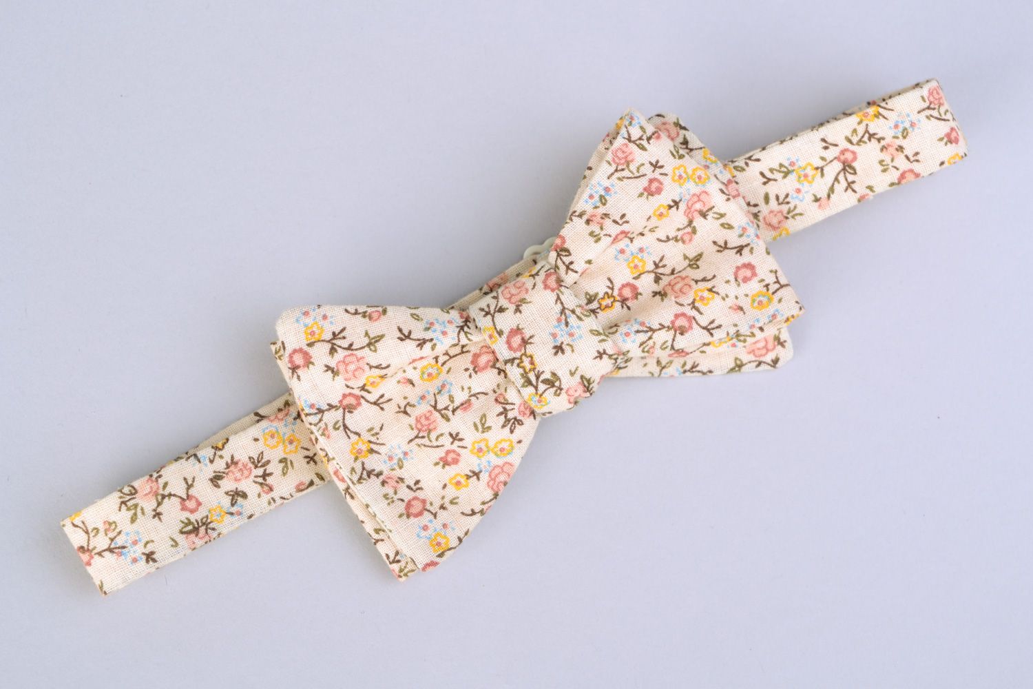 Handmade fabric bow tie Roses photo 3