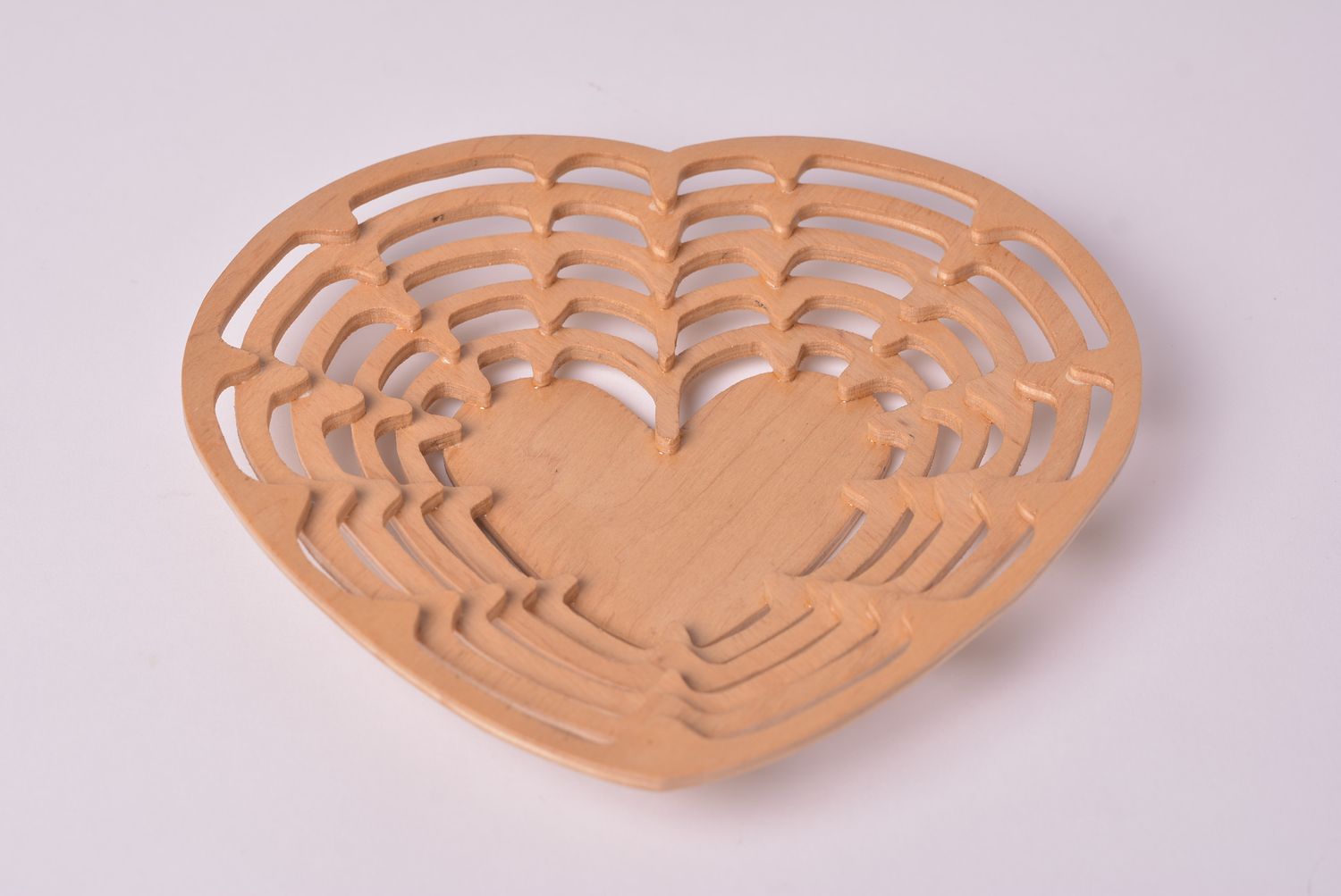 Деревянное изделие хэнд мэйд емкость для конфет в форме сердца декор для дома фото 3